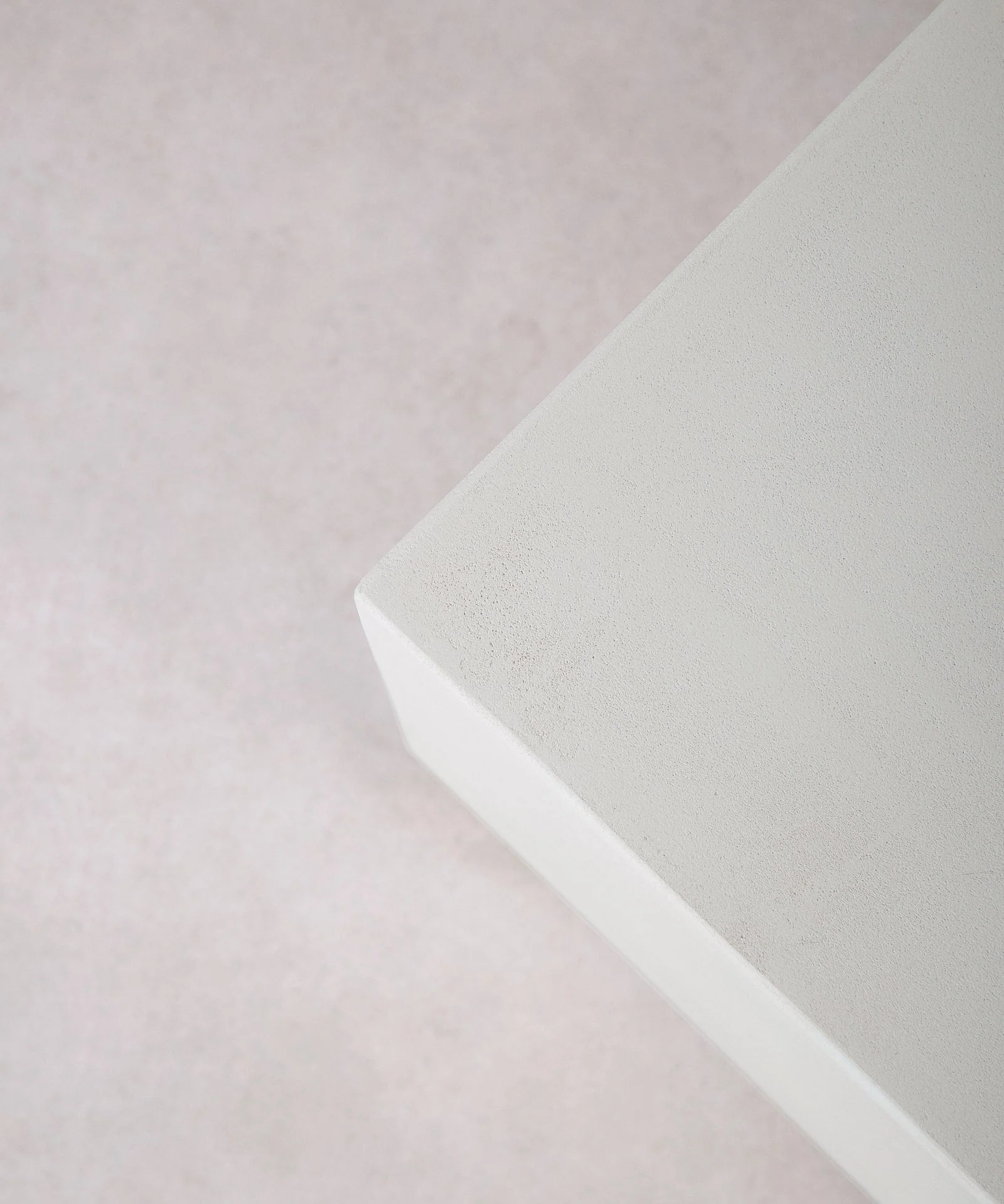 Mesa de Centro Alargada en Microcemento Fiama (120 cm) - Image 8