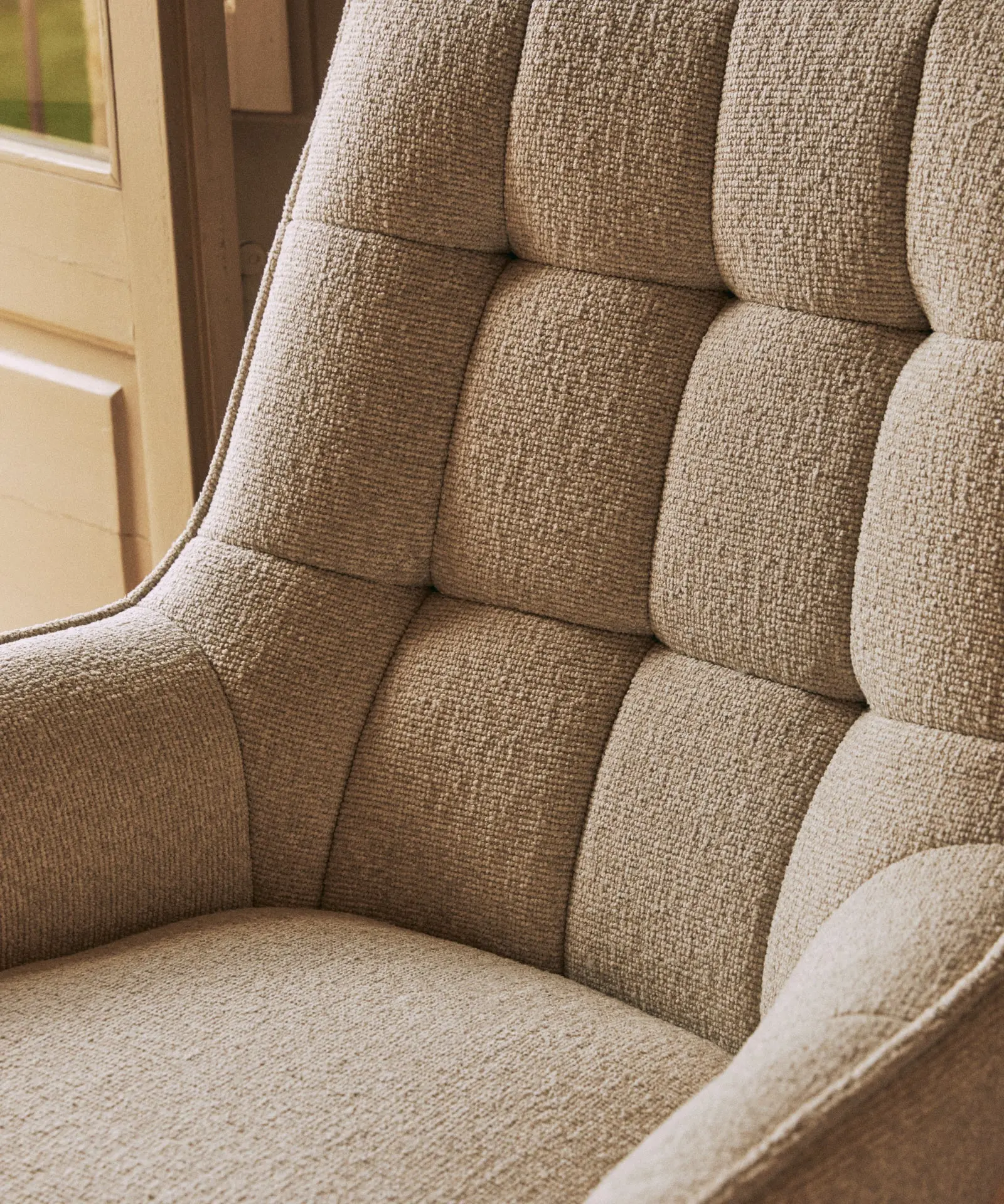 Sillón giratorio de tejido suave Alvar - Image 14