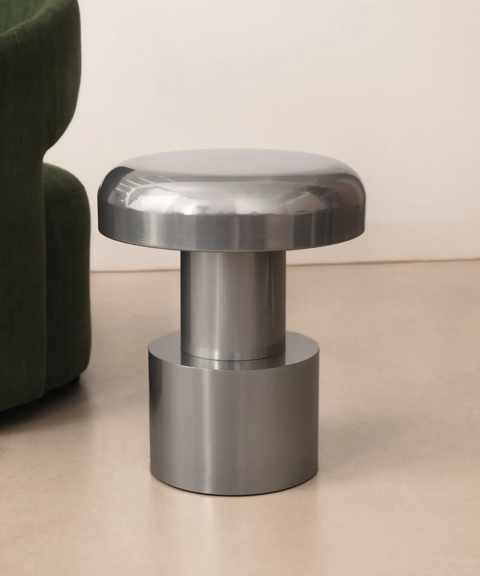 Mesa Auxiliar de Metal Dome (40x47 cm) - Image 4