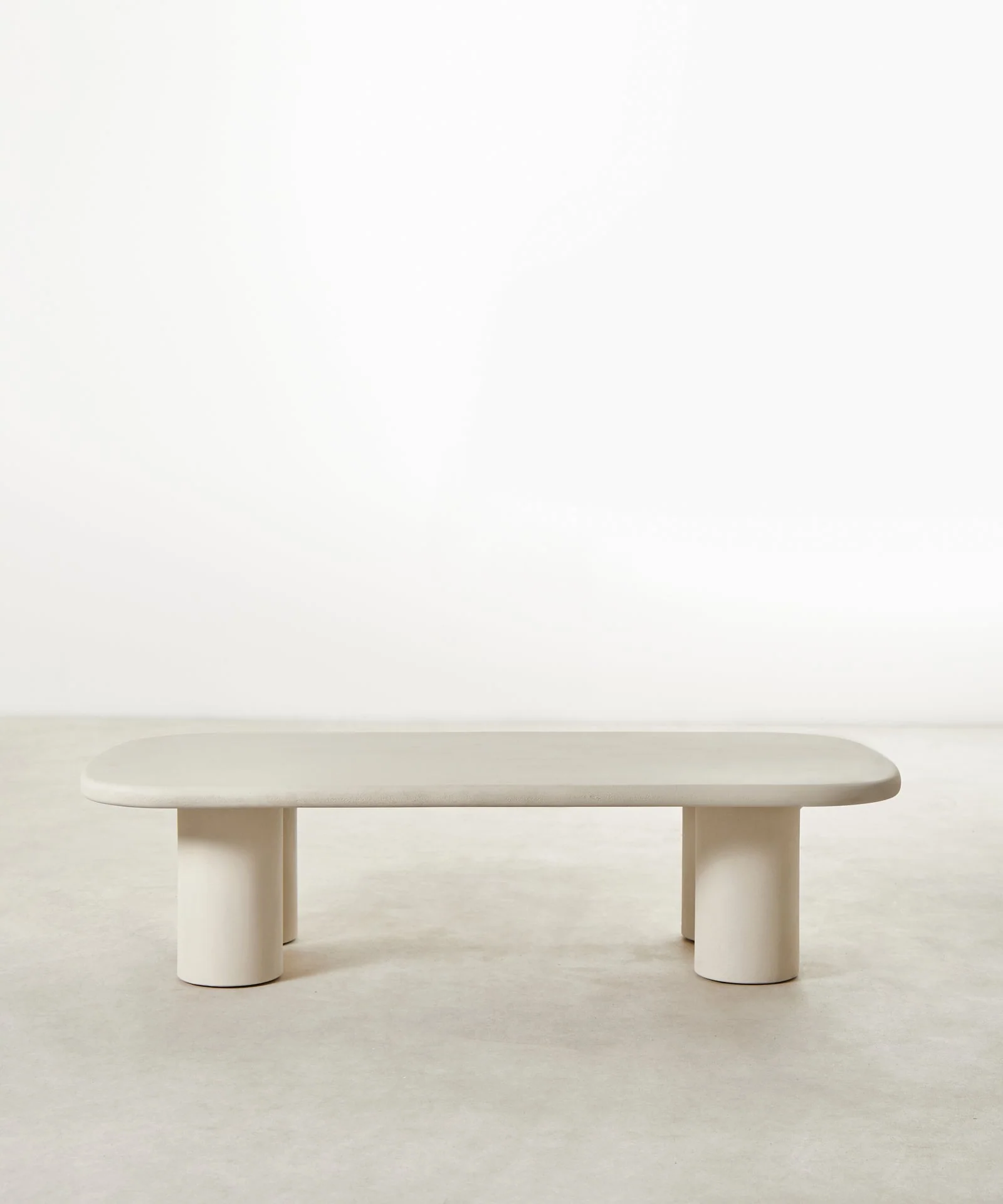 Mesa de Centro Alargada en Microcemento Sira (120 cm) - Image 3