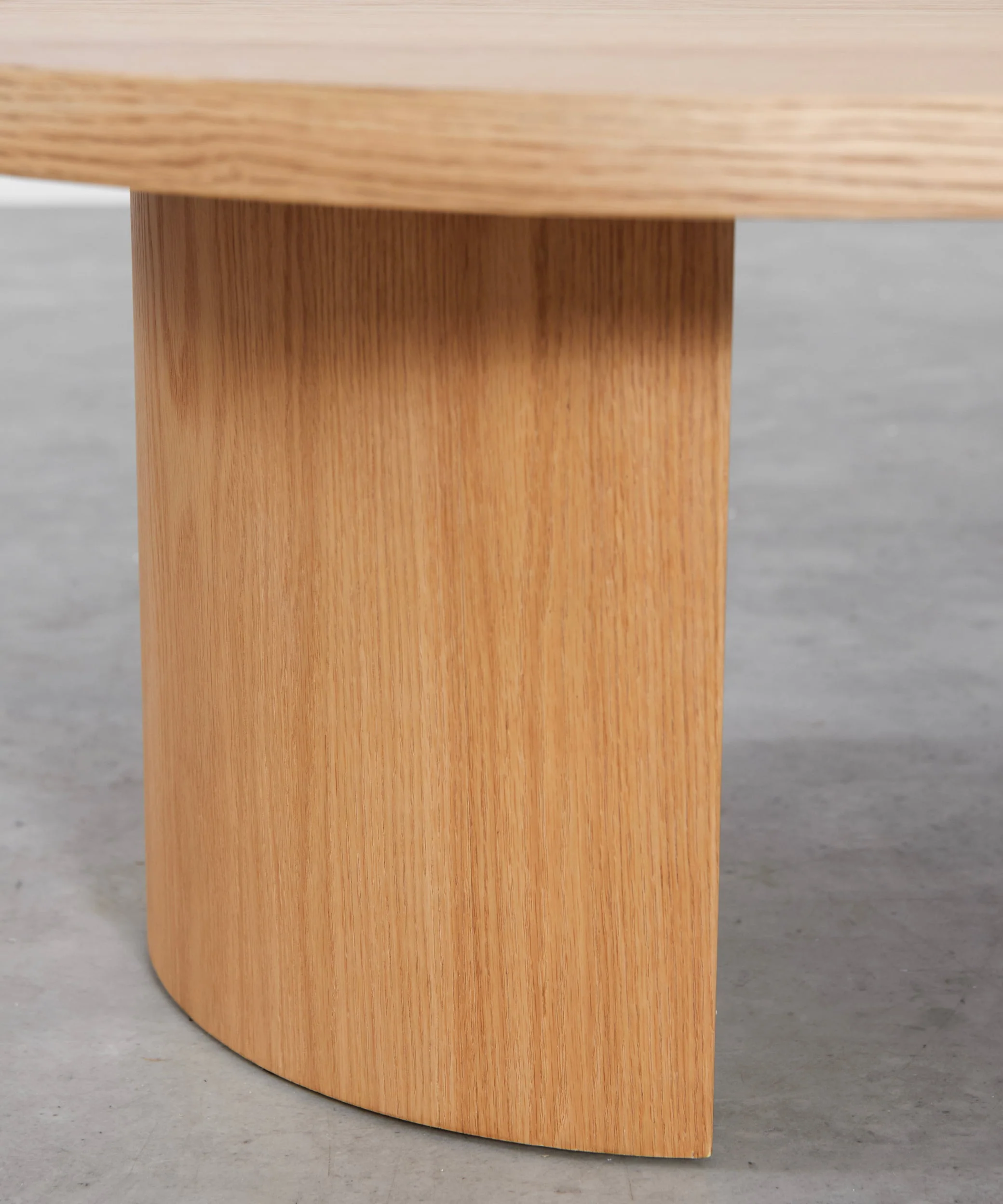 Mesa de Centro Ovalada en Madera Lily (120 cm) - Image 16