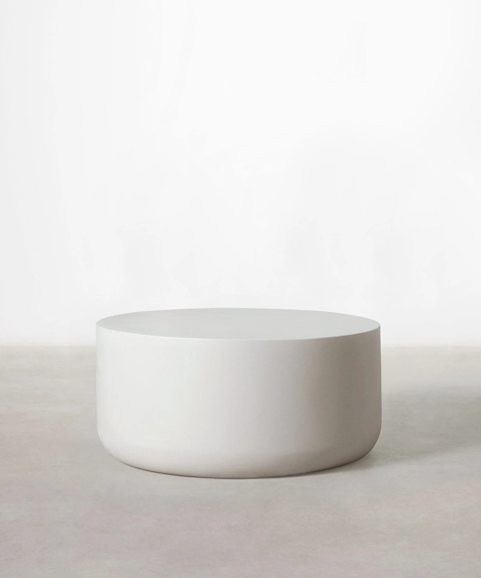 Mesa de Centro Redonda en Microcemento Sisca (90cm) - Image 3