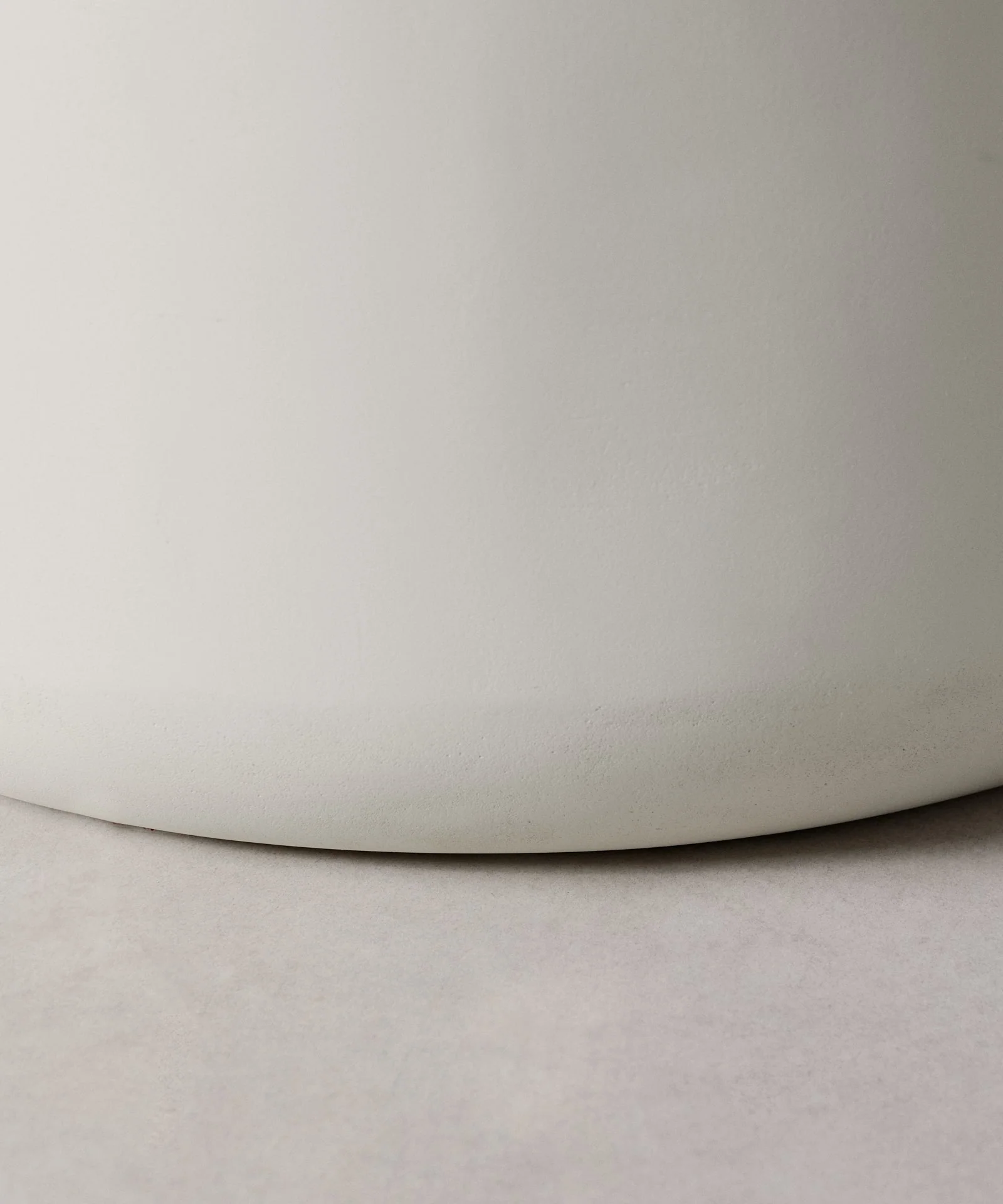 Mesa de Centro Redonda en Microcemento Sisca (90cm) - Image 6