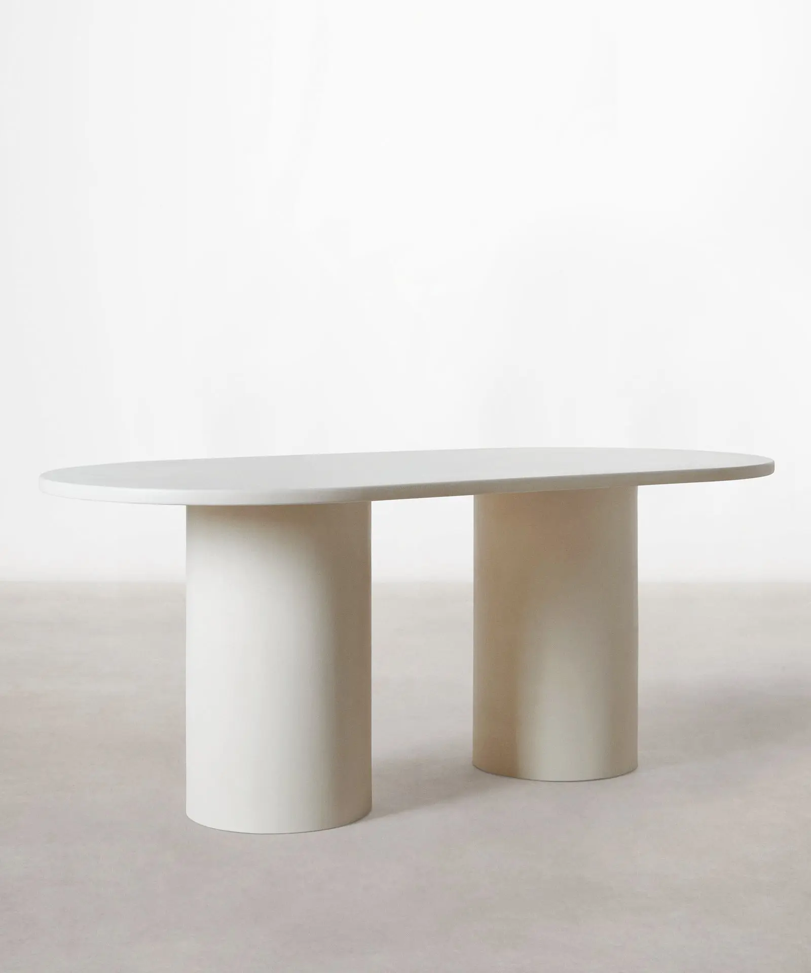 Mesa de Comedor Ovalada en Microcemento Juno - Image 13