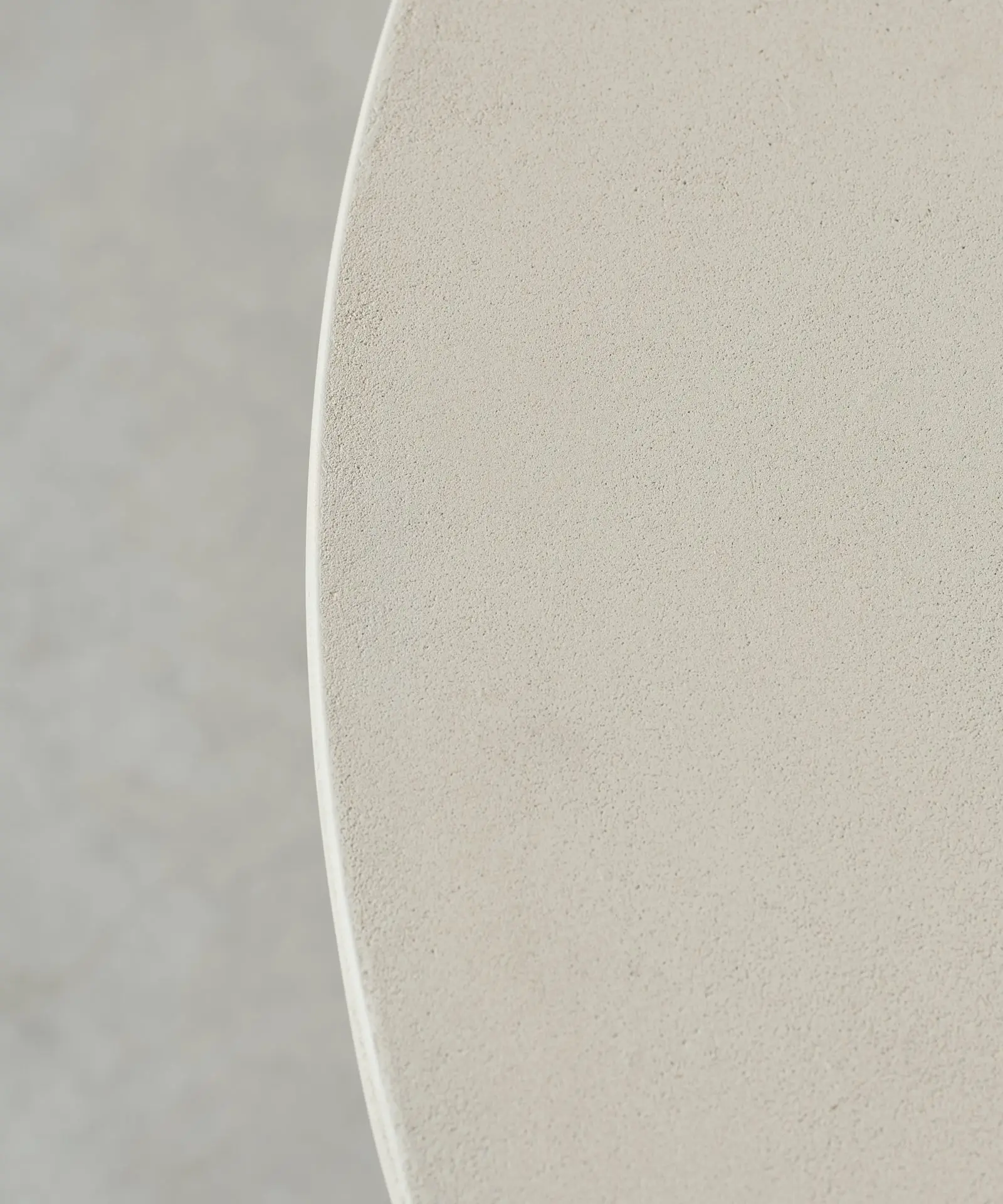 Mesa de Comedor Ovalada en Microcemento Juno - Image 23