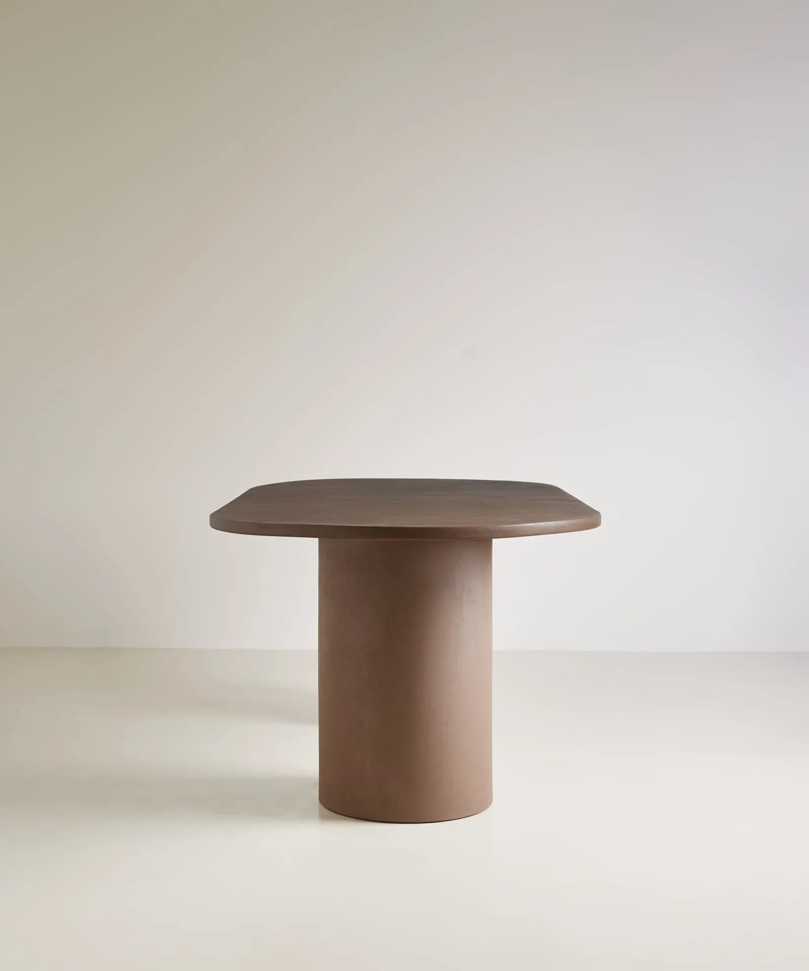 Mesa de Comedor Ovalada en Microcemento Juno - Image 28