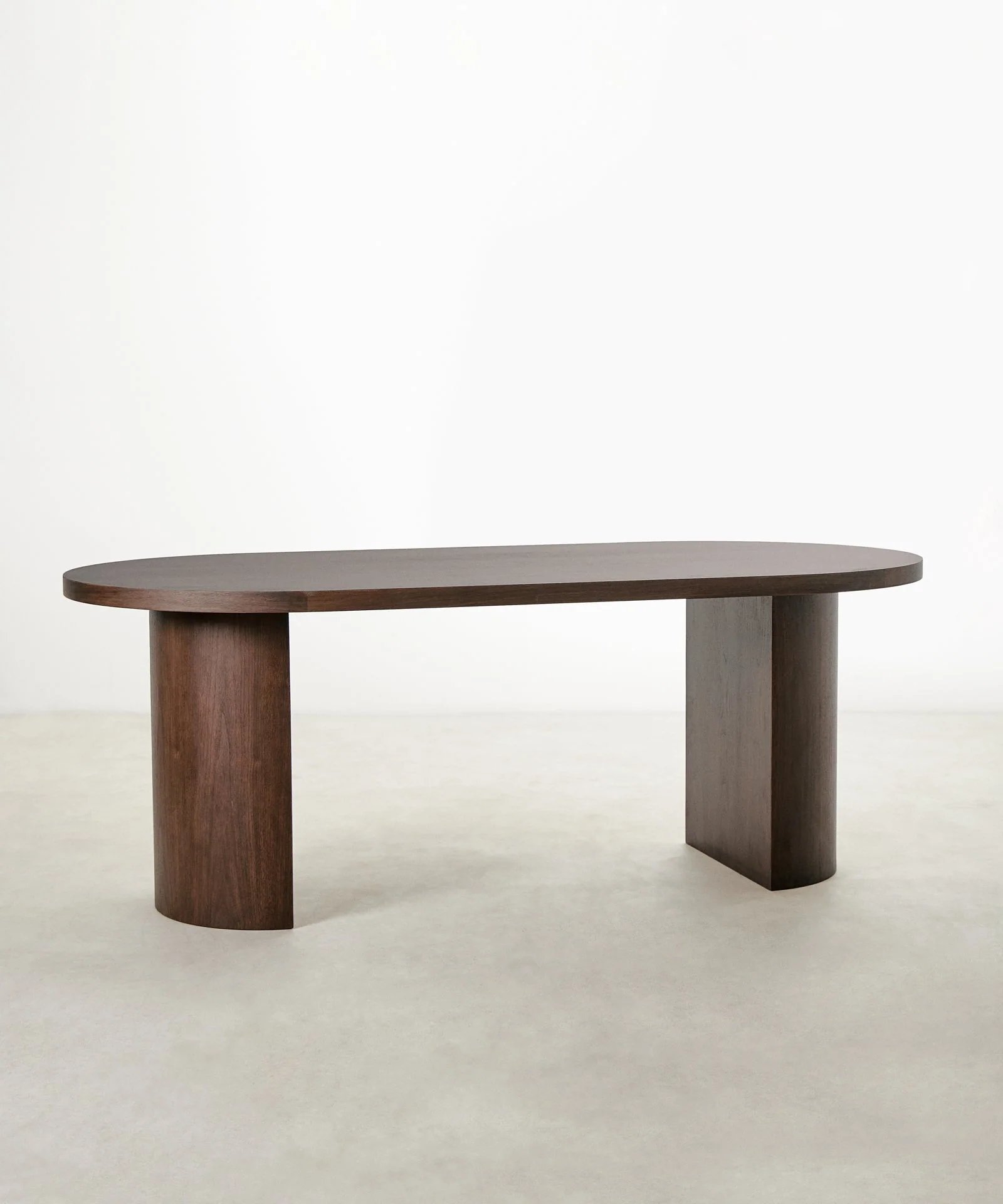Mesa de Comedor Ovalada de Madera Lily (200 x 100 cm) - Image 9