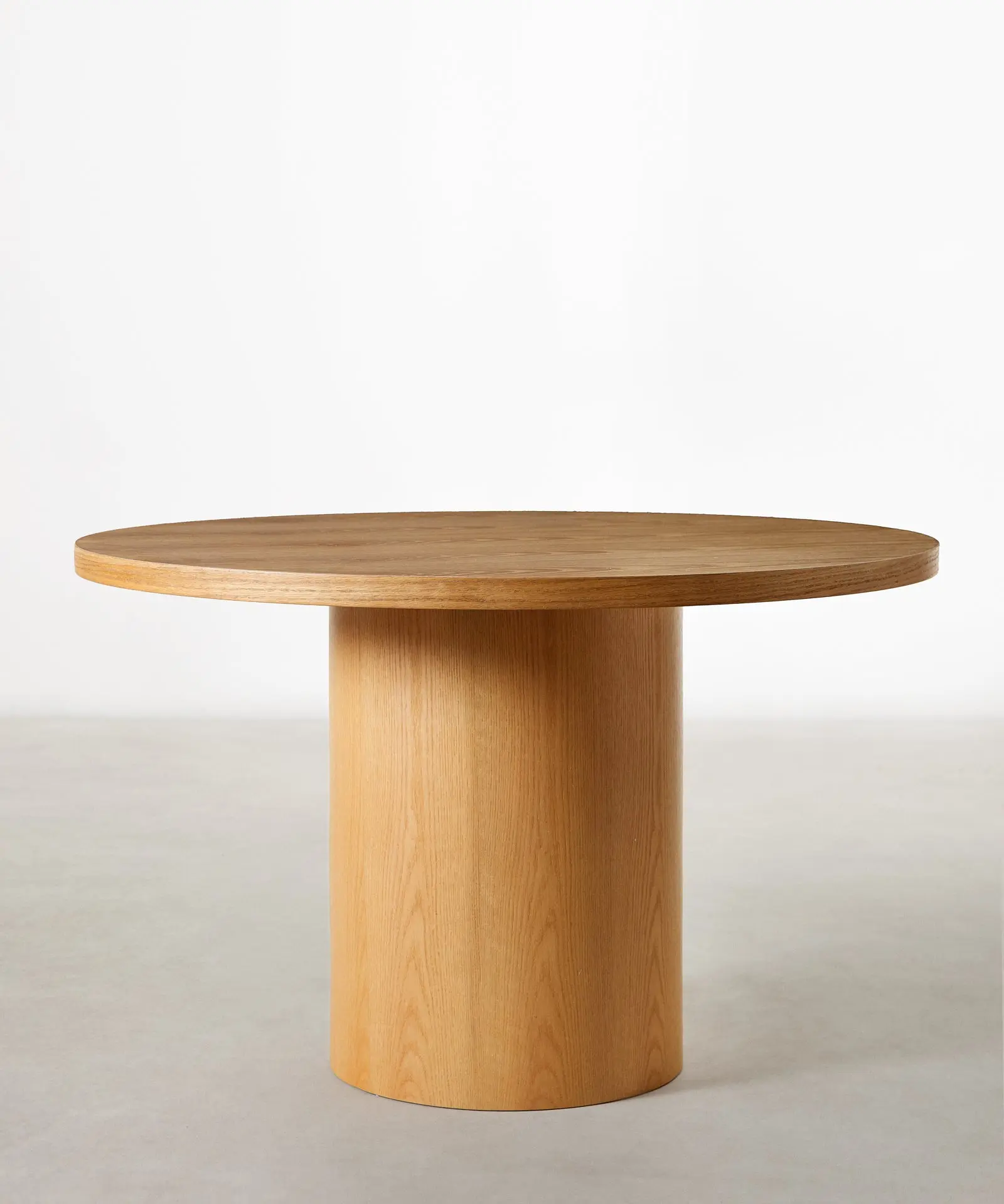 Mesa de Comedor Redonda en Madera Jolie (120 cm) - Image 10