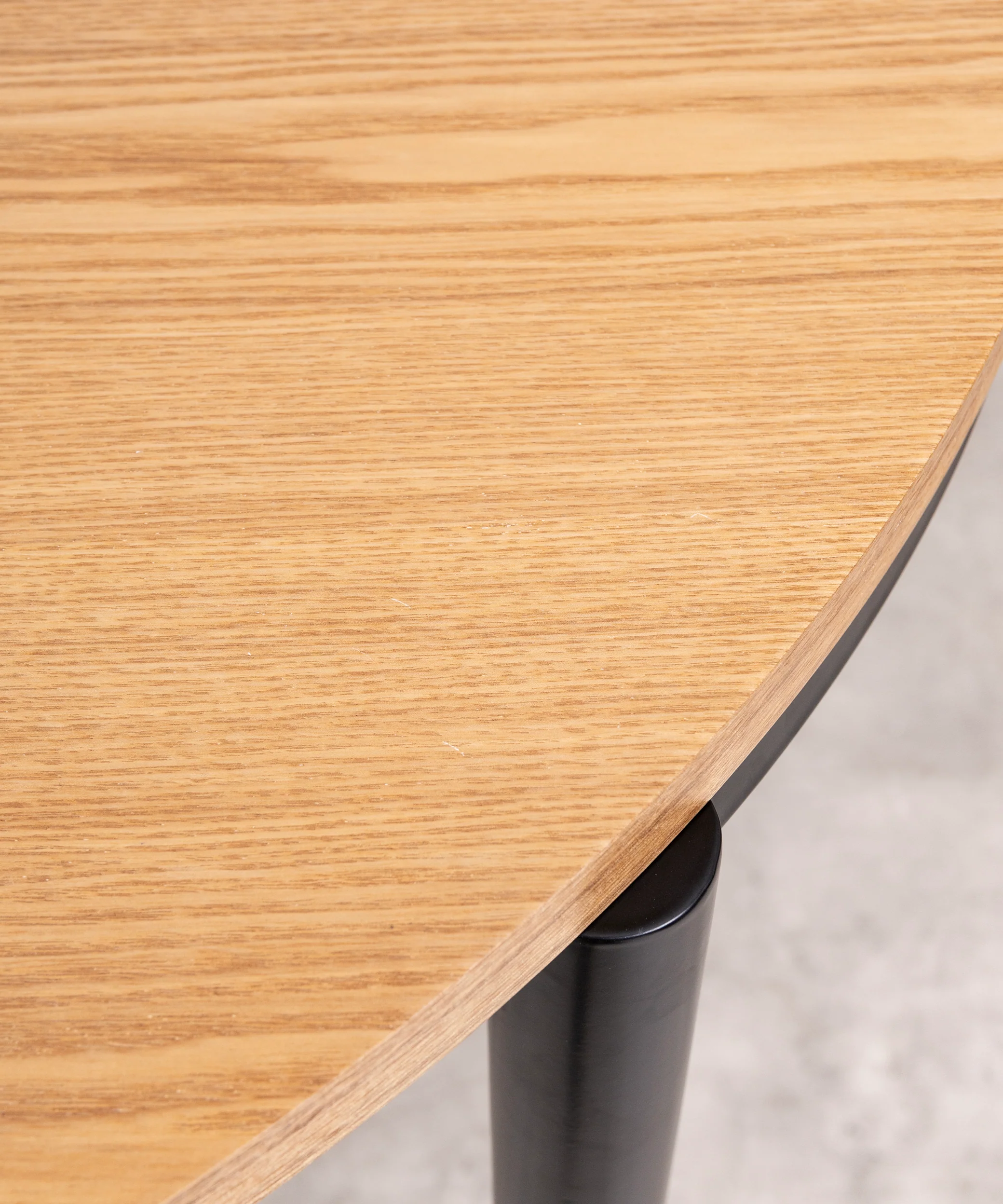Mesa de Comedor Redonda Extensible en Madera y Metal Maider (120-160 cm) - Image 2
