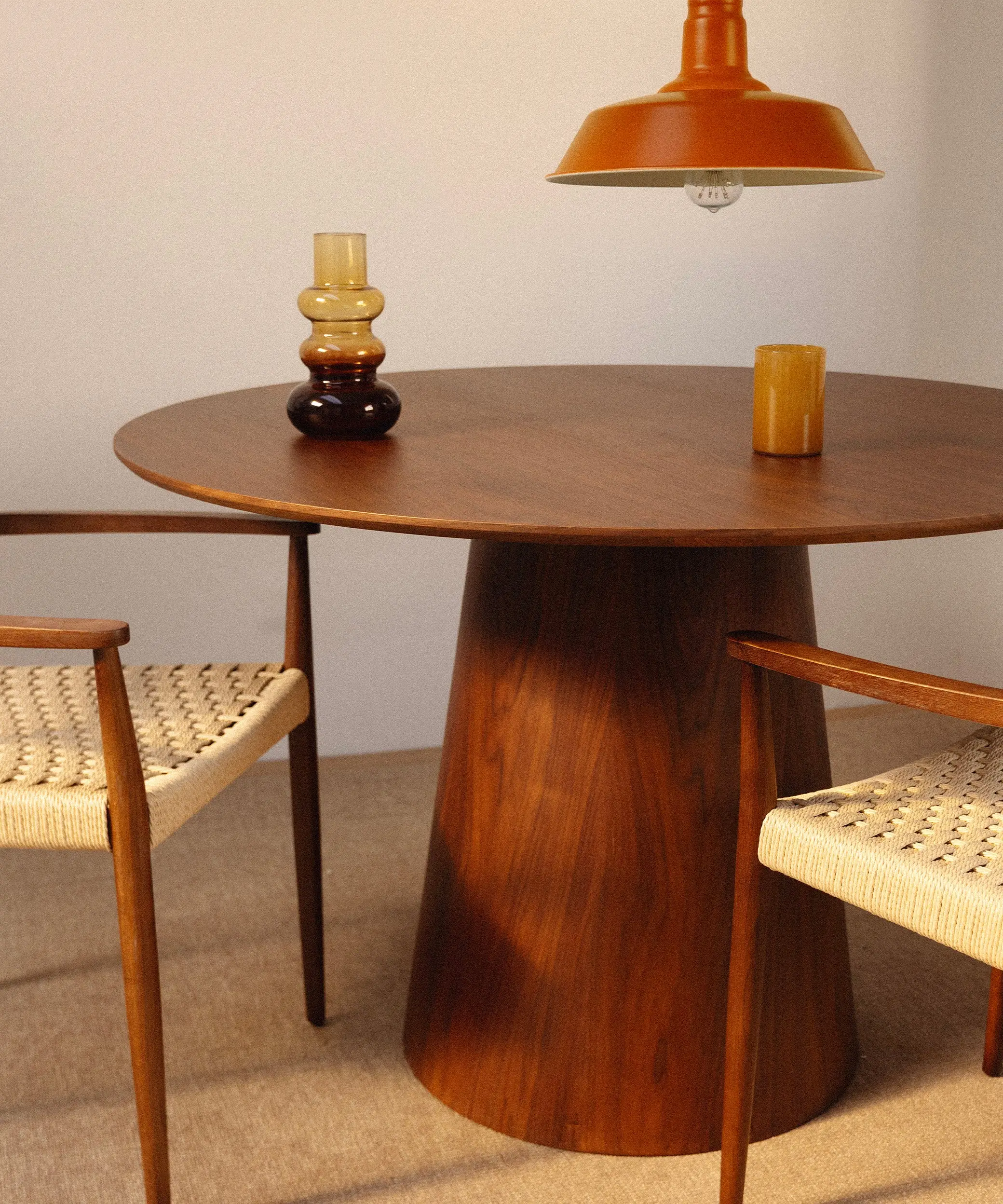 Mesa de Comedor Redonda en Madera Nelly (120 cm) - Image 10