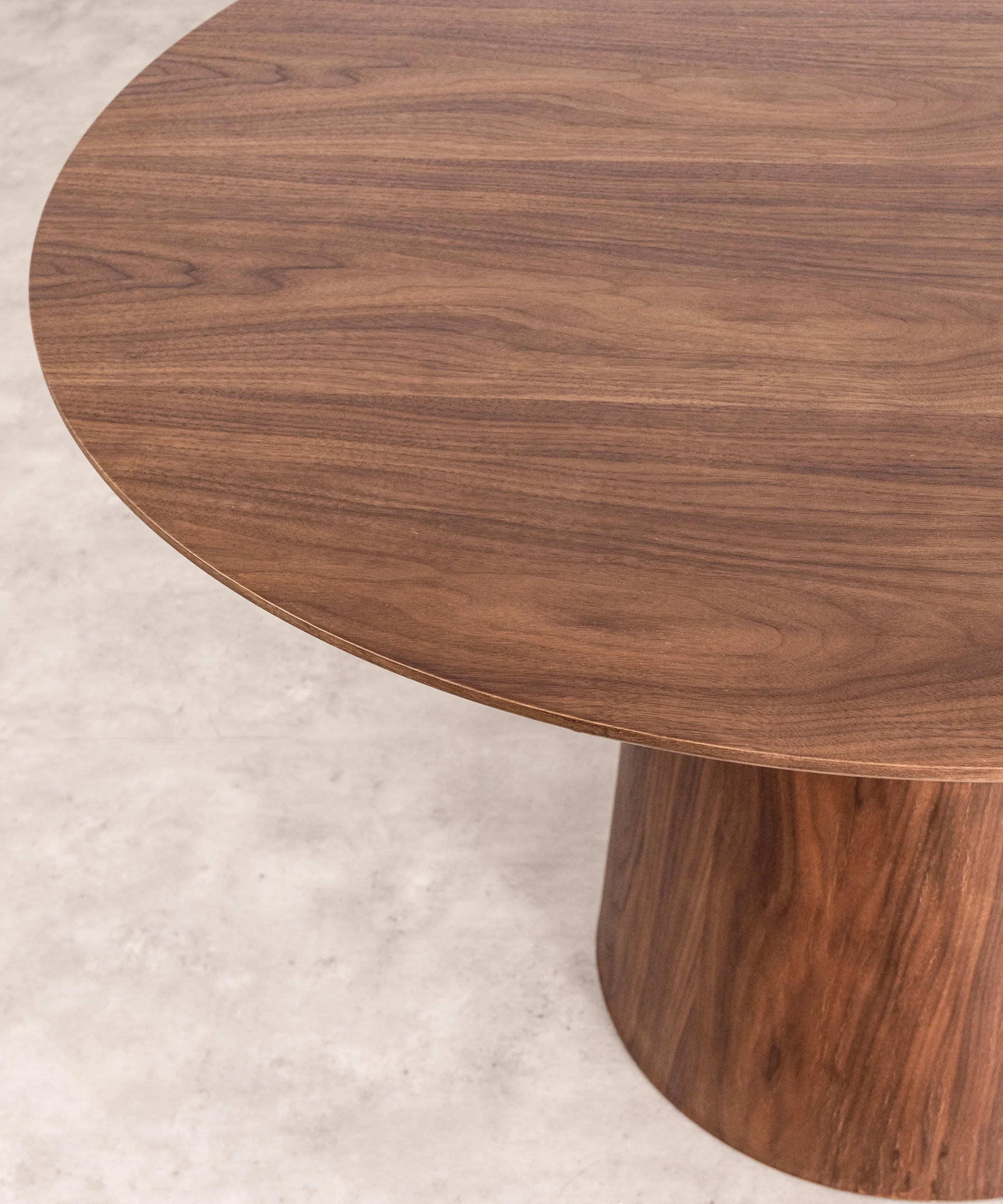 Mesa de Comedor Redonda en Madera Nelly (120 cm) - Image 4