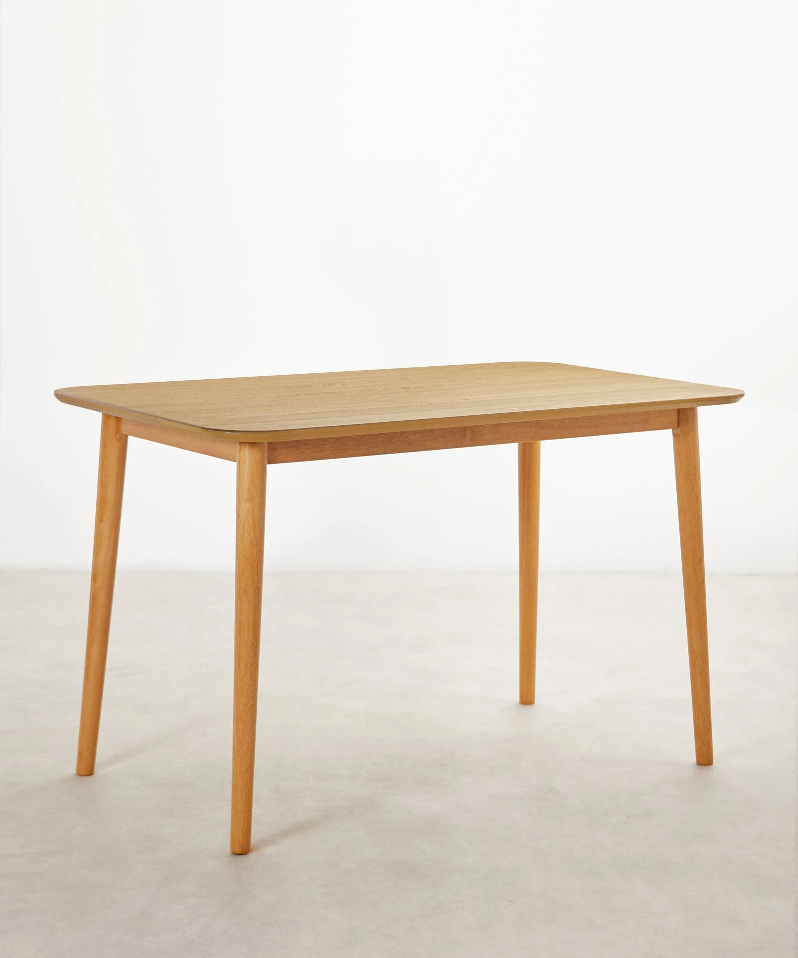 Mesa de comedor de madera rectangular Valeria (120 cm)