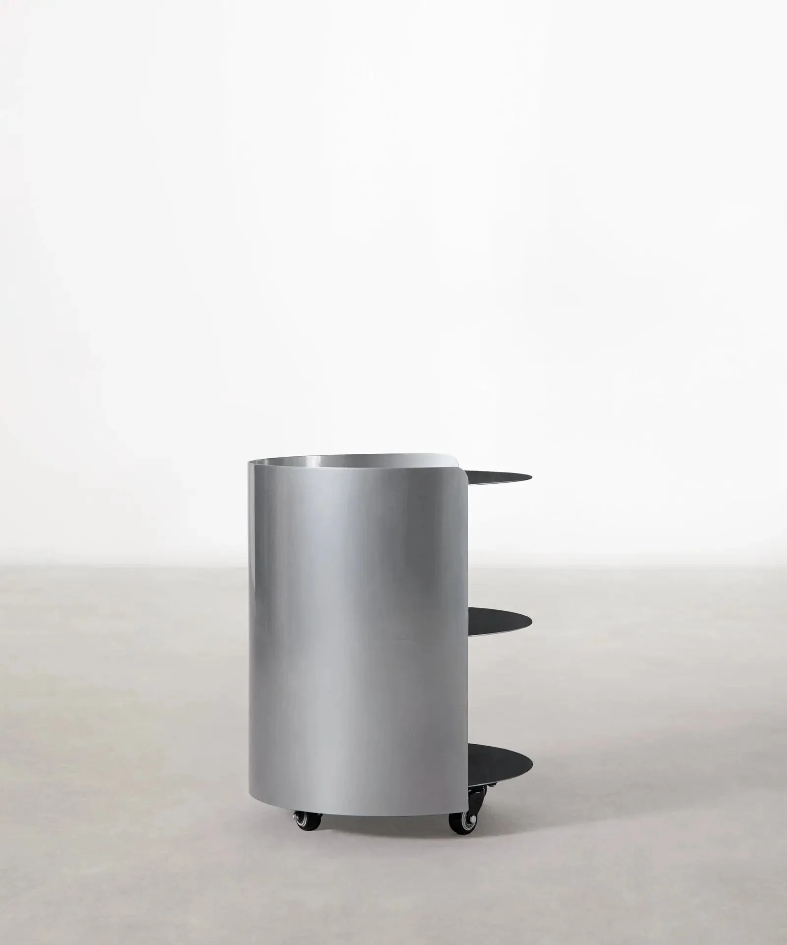 Mesita auxiliar de metal Rilo (37x46 cm) - Image 33