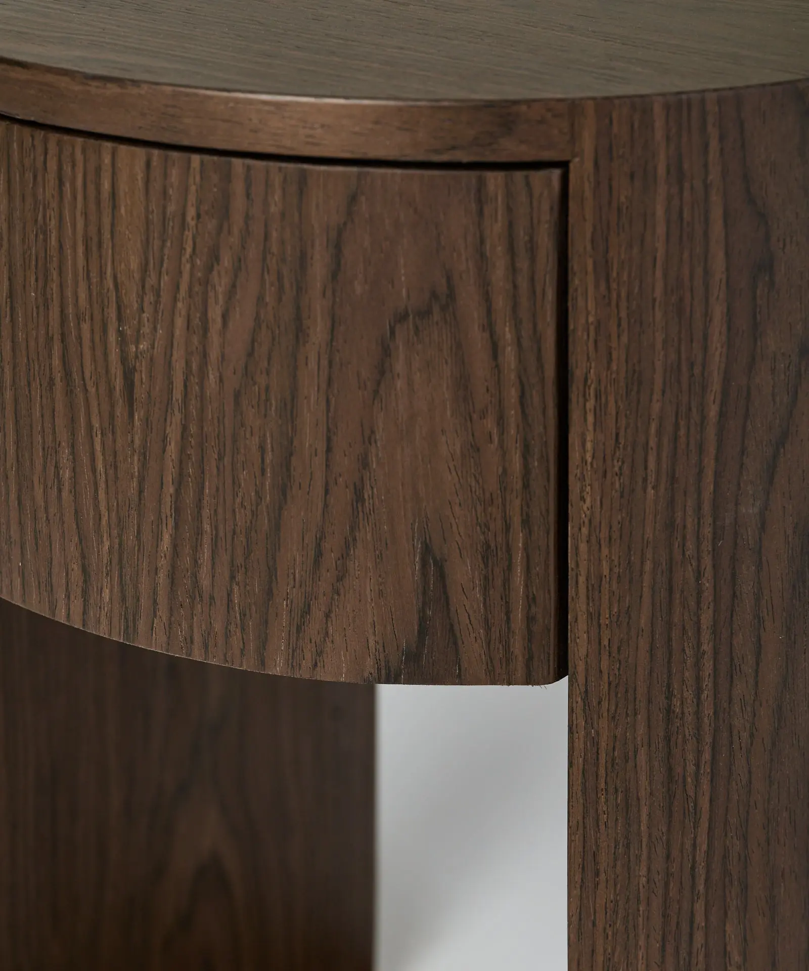 Mesita de Noche de Madera Abbie - Image 12