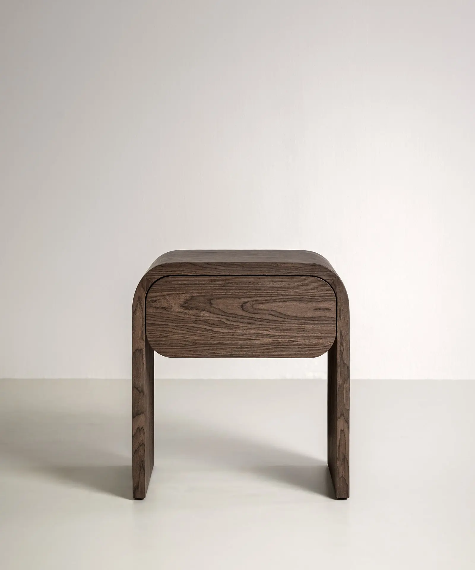 Mesita de Noche de Madera Atelier - Image 3