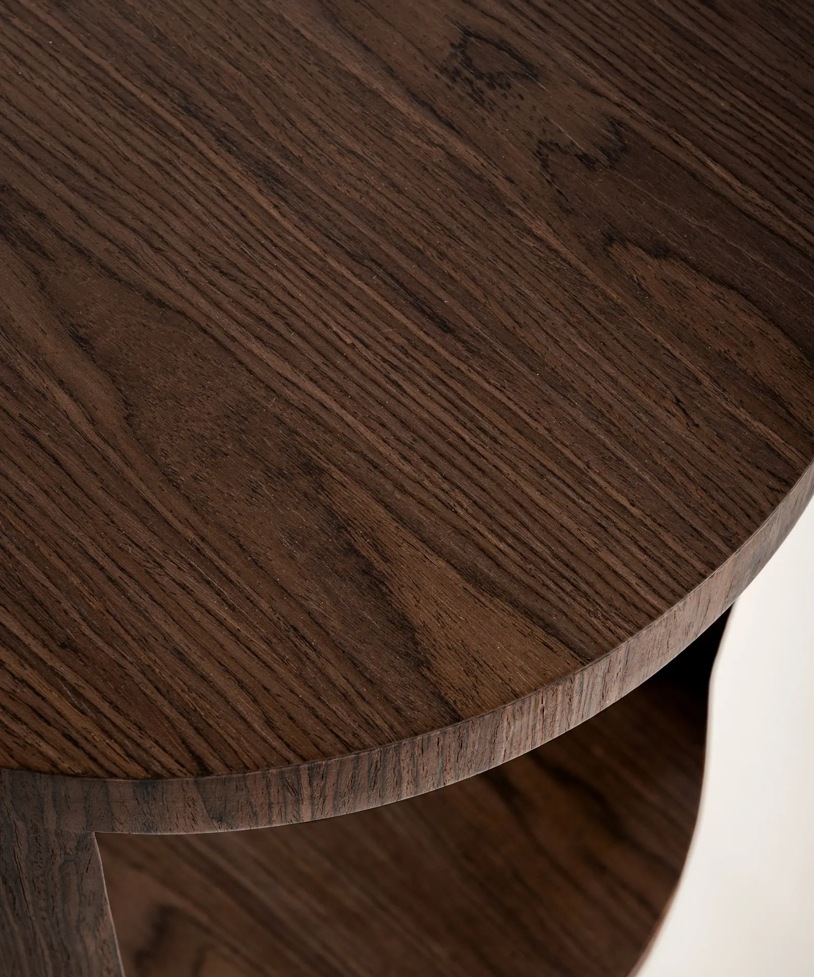 Mesita de Noche de Madera Cassie - Image 3