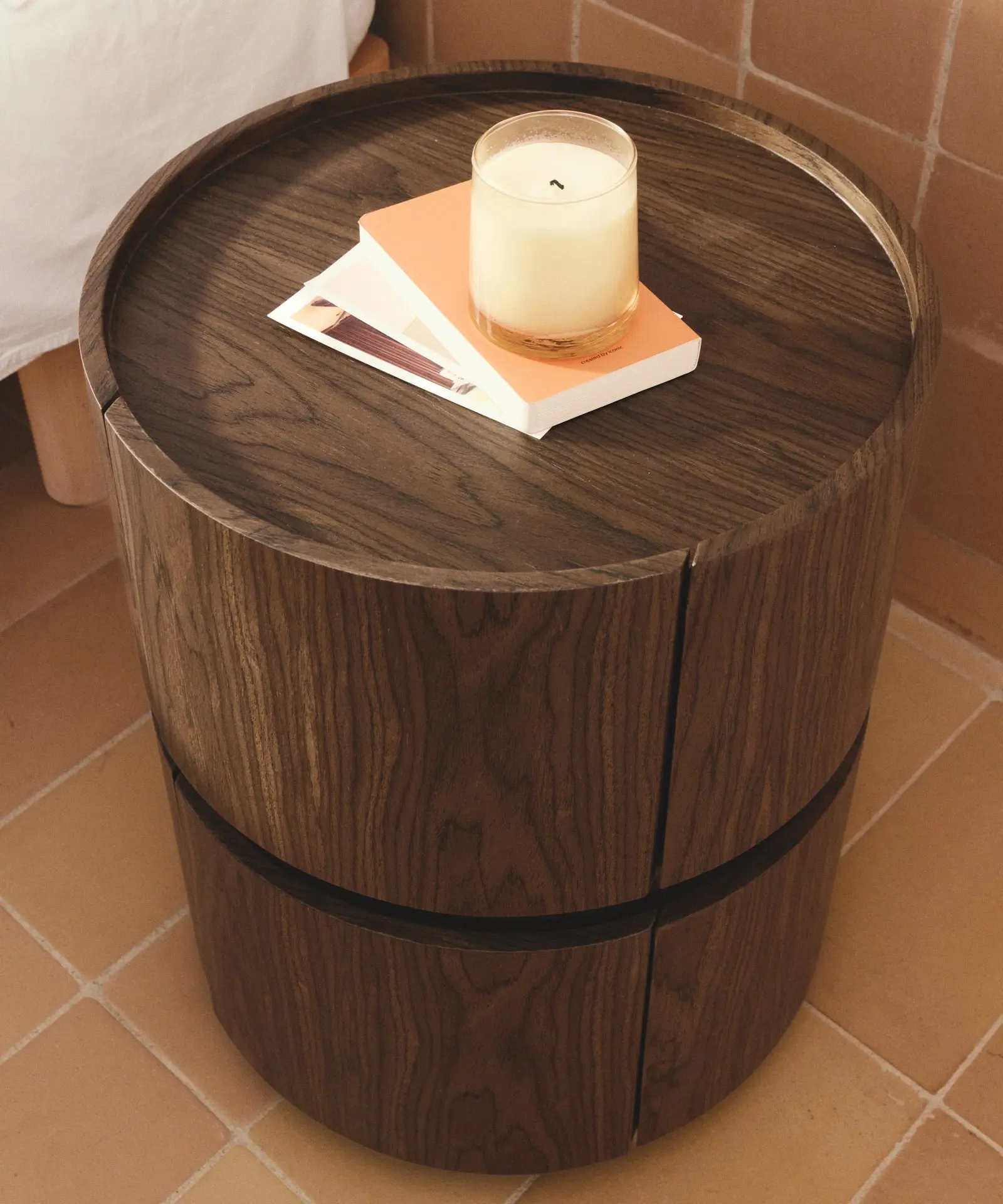 Mesita de Noche de Madera Ross - Image 2