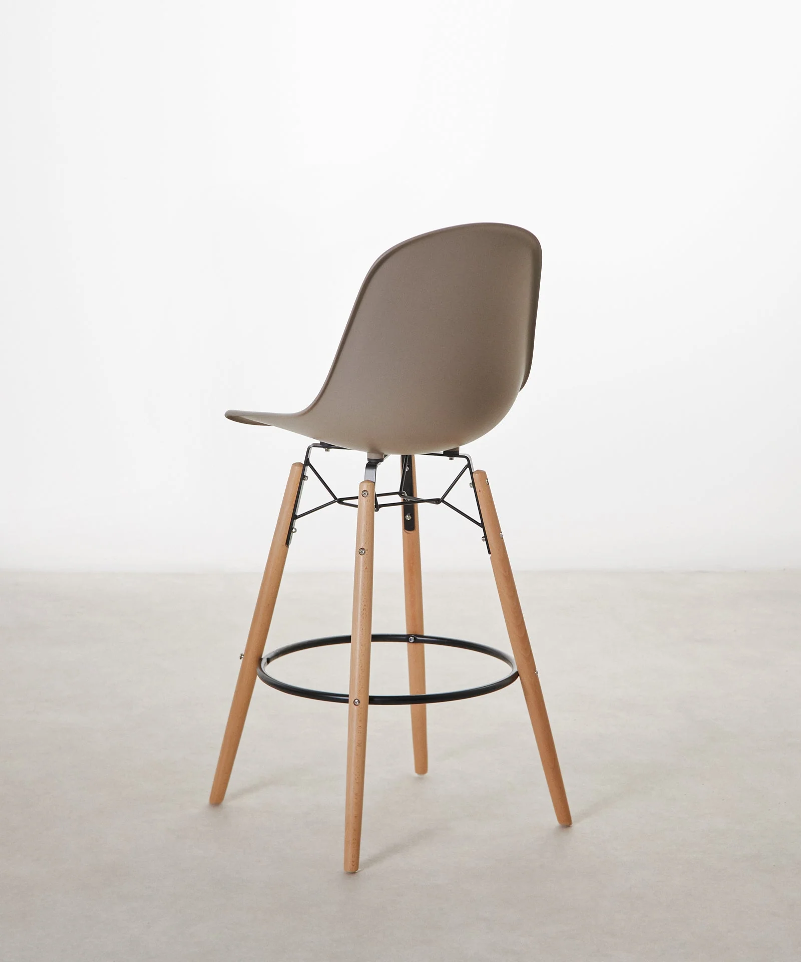 Taburete de Polipropileno y Madera Elon - Image 14