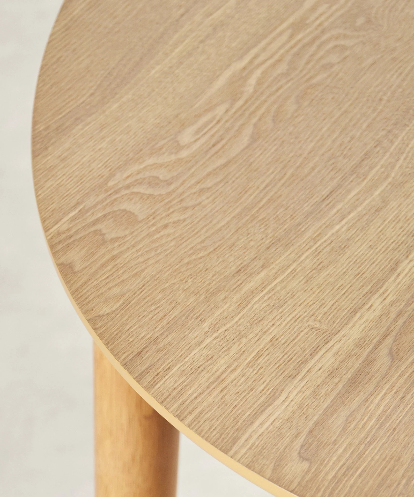 Mesa de comedor de madera ovalada Tina (130 cm) - Image 2