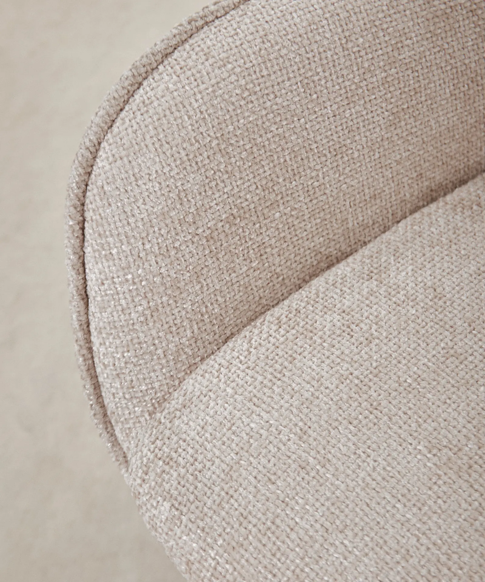 Sillón giratorio en tejido suave Norden - Image 17