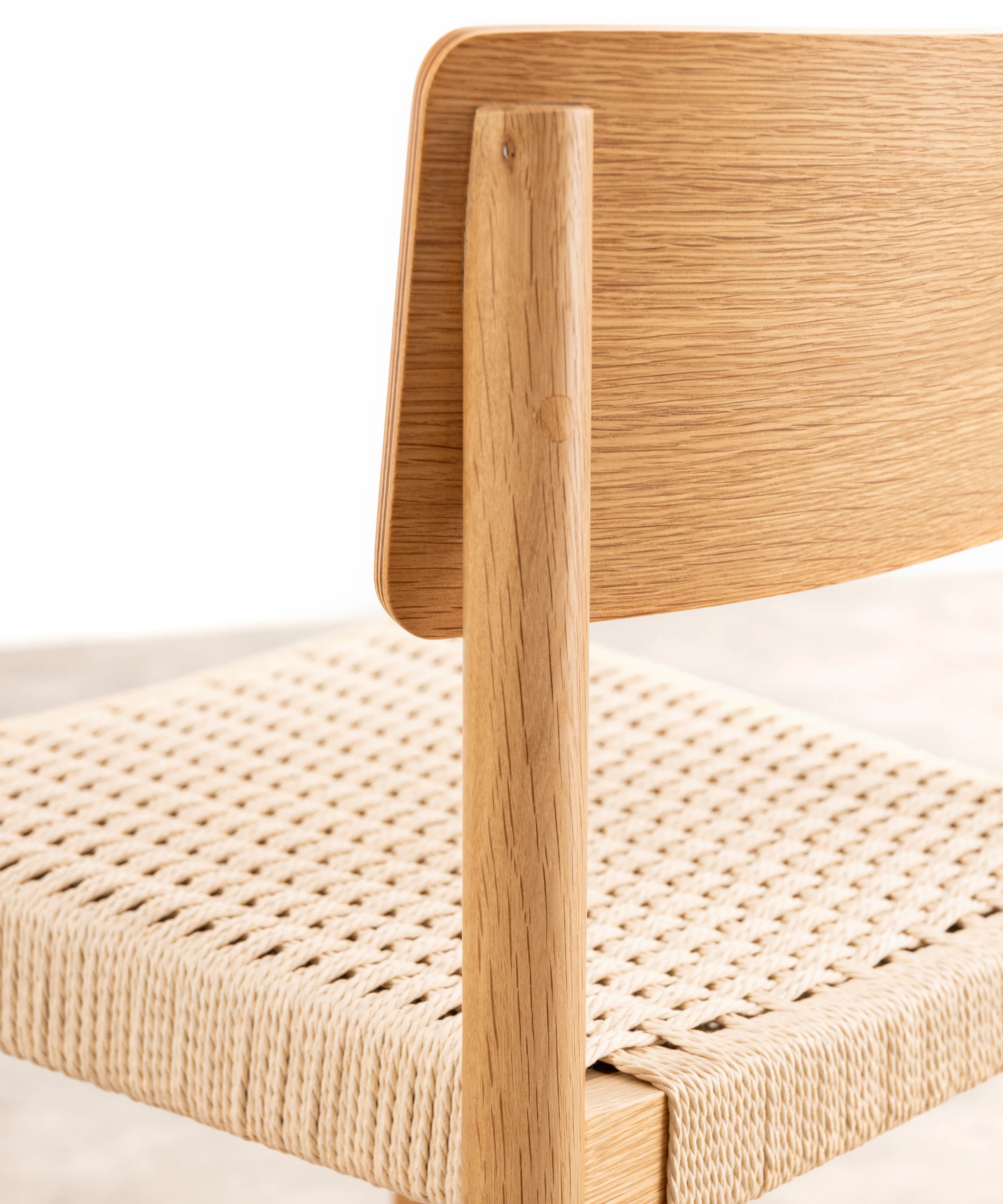 Silla de Comedor en Madera y Cuerda Trenzada Ares - Image 17
