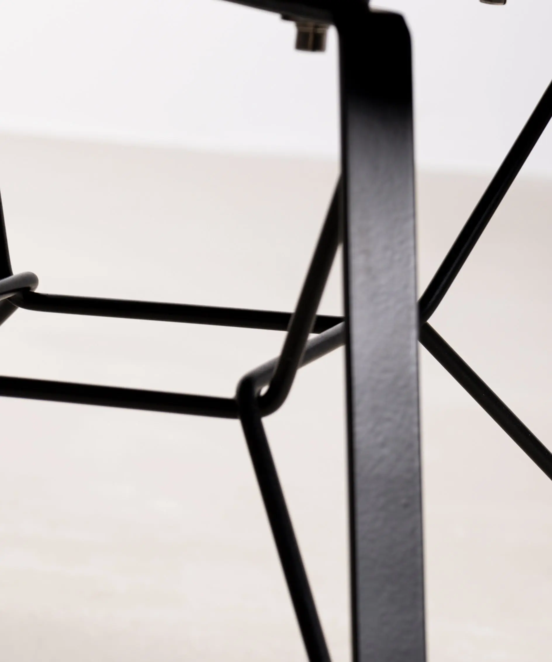 Silla de Polipropileno con Reposabrazos Elon Arms - Image 6