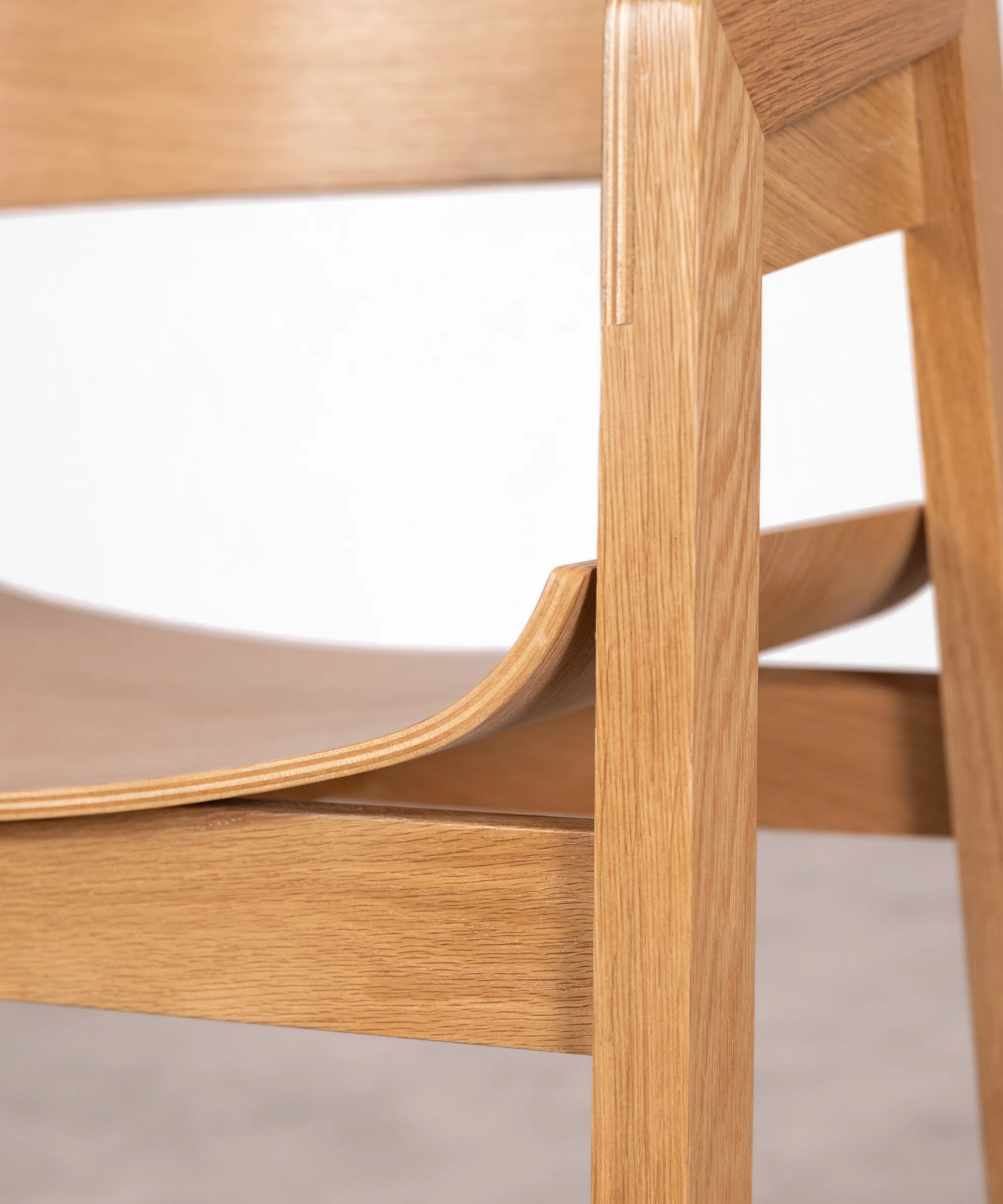 Silla de comedor en Madera con Reposabrazos Bella - Image 12