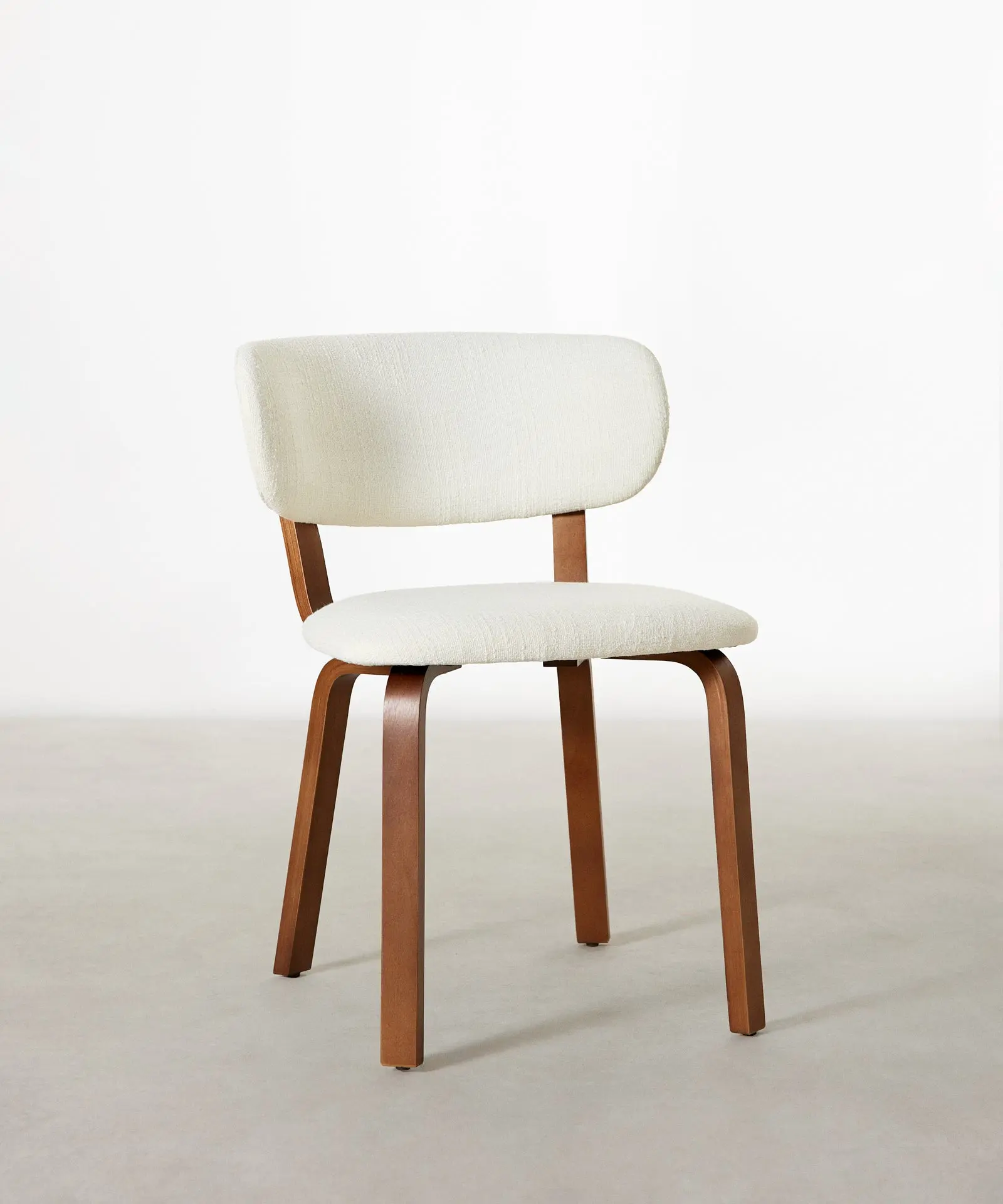 Silla de Comedor en Madera y Tapizada Benton - Image 16