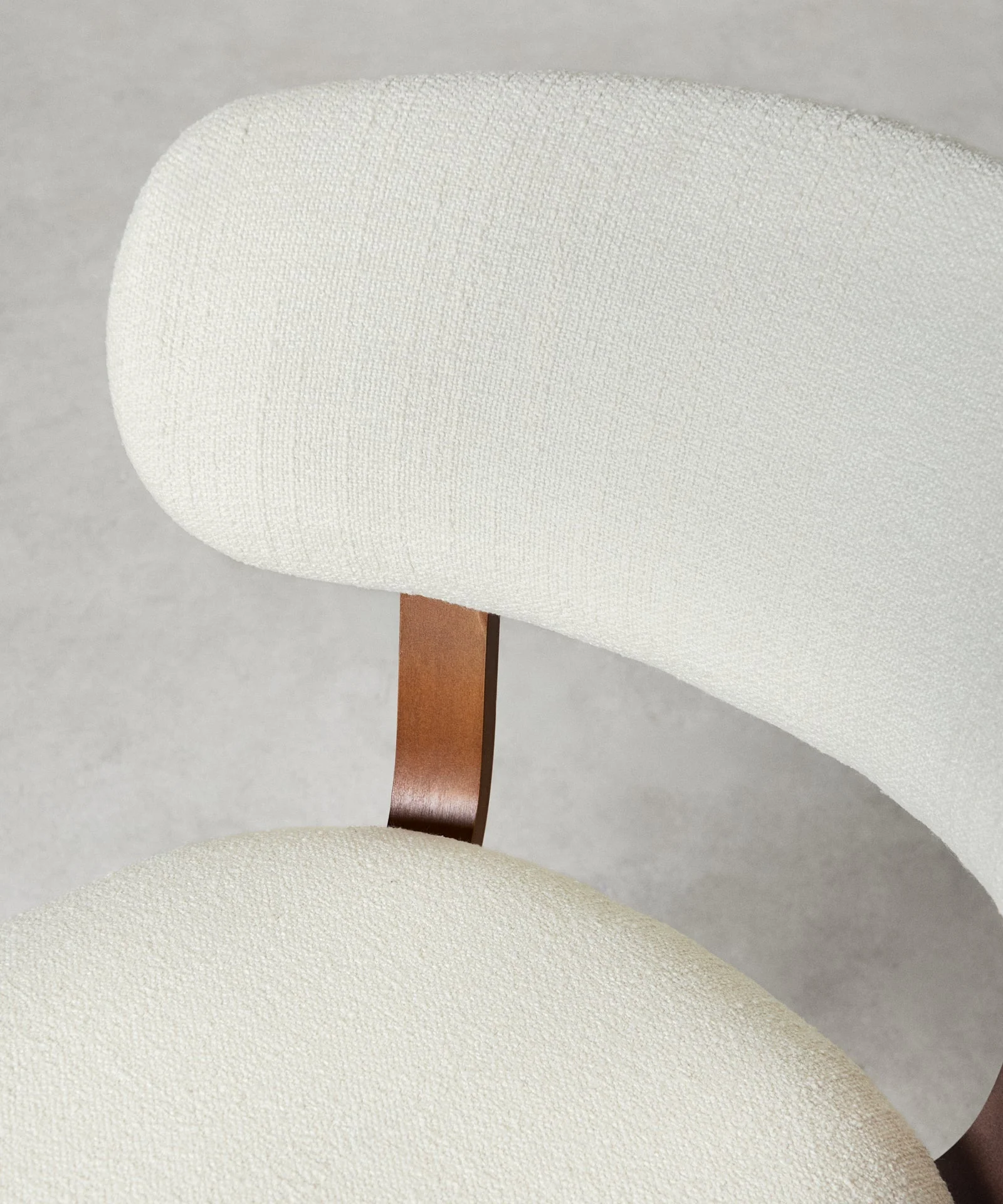 Silla de Comedor en Madera y Tapizada Benton - Image 17