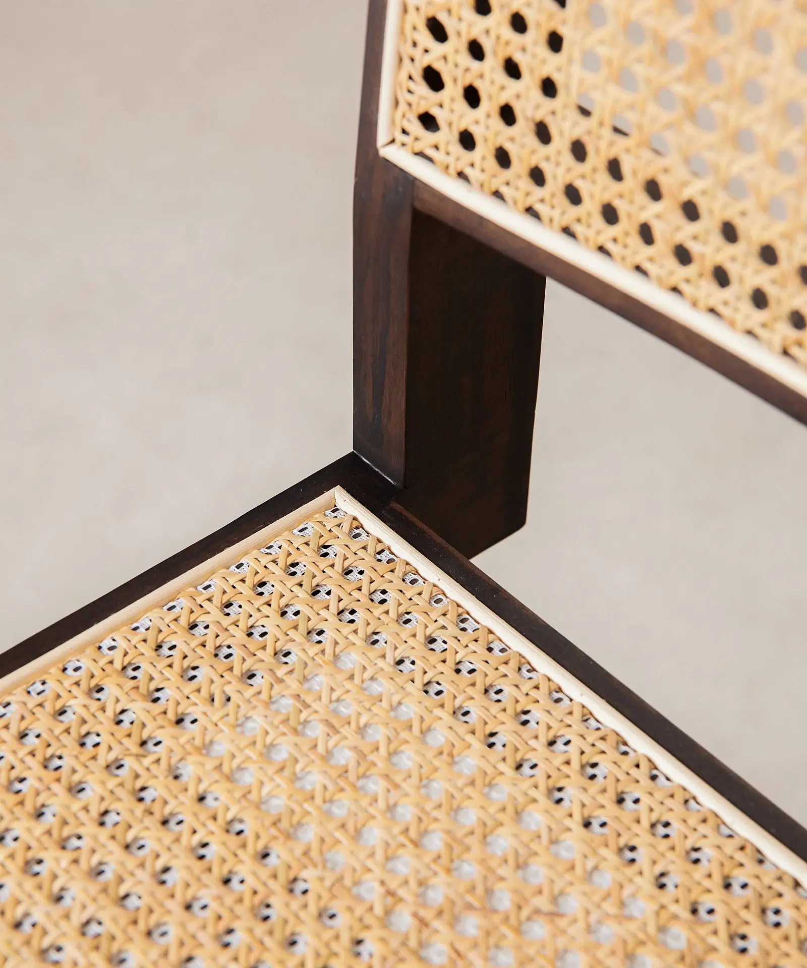 Silla de Comedor en Madera y Ratán Chiara - Image 6
