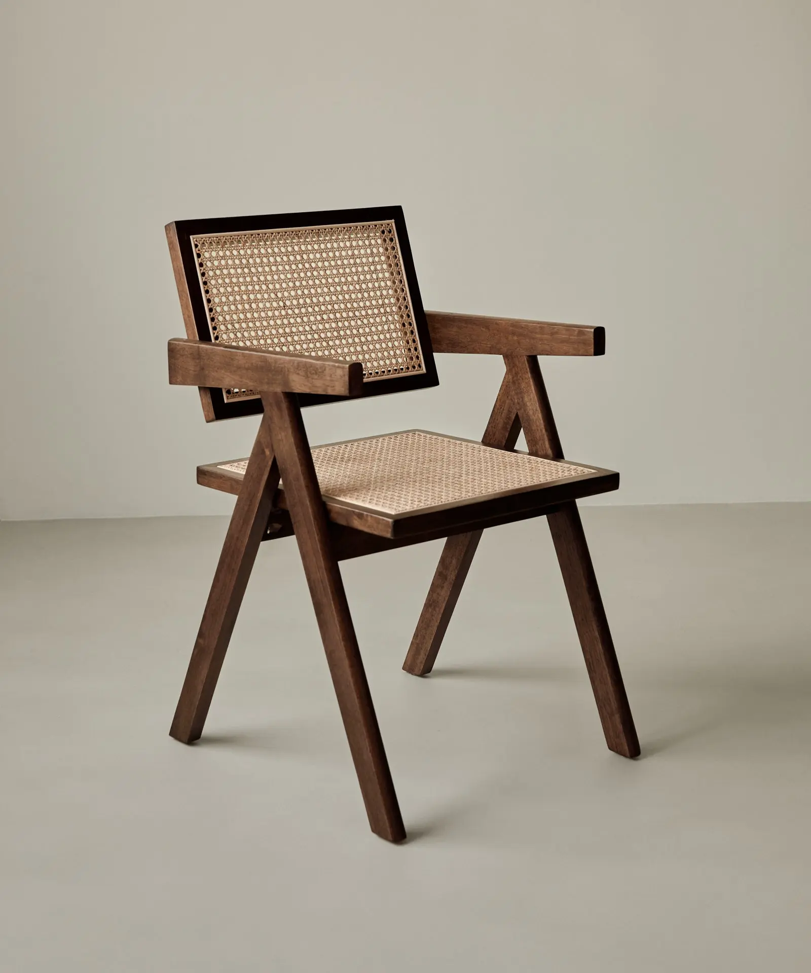Silla de Comedor en Madera y Ratán con Reposabrazos Chiara Arms - Image 11