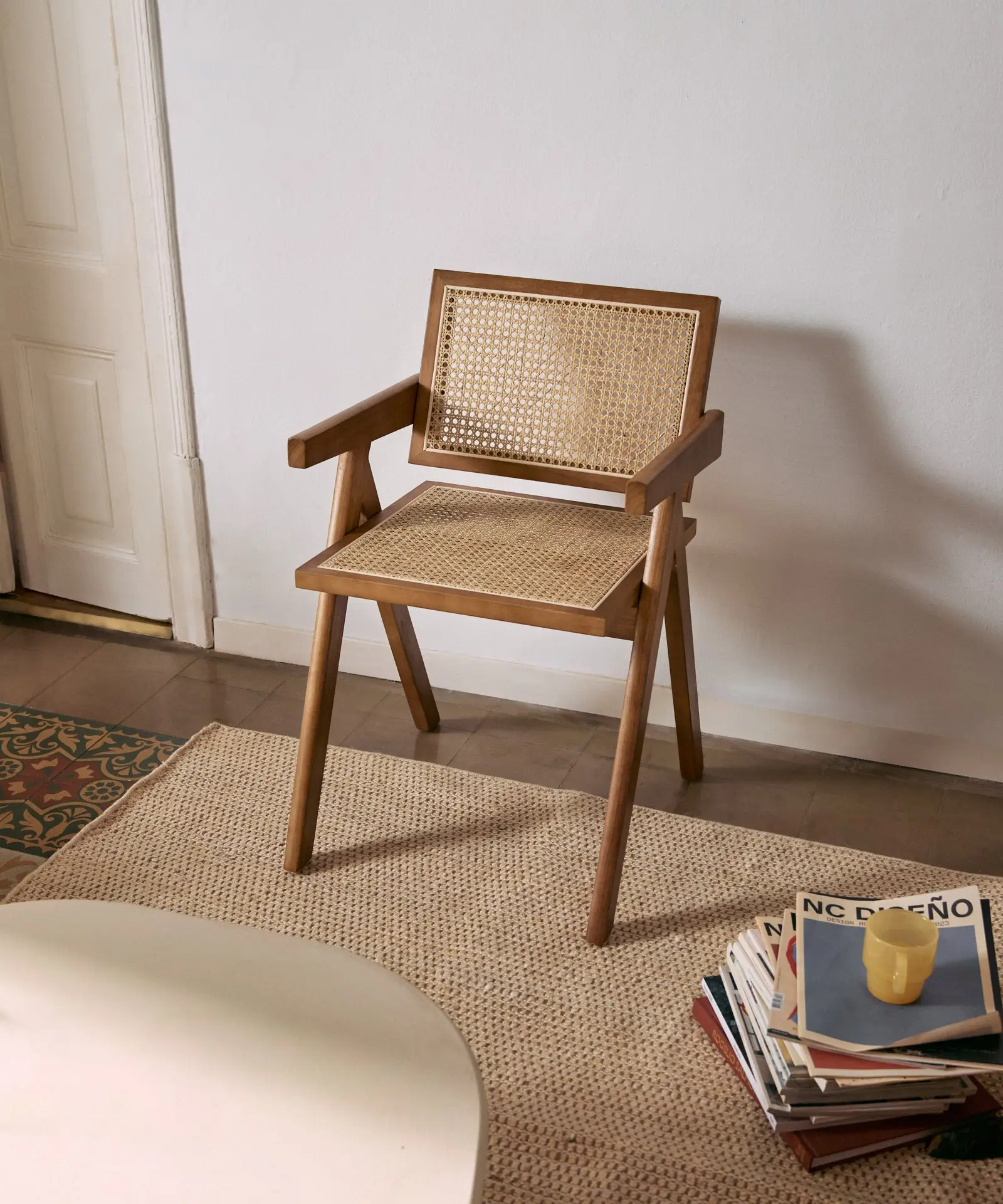 Silla de Comedor en Madera y Ratán con Reposabrazos Chiara Arms - Image 14
