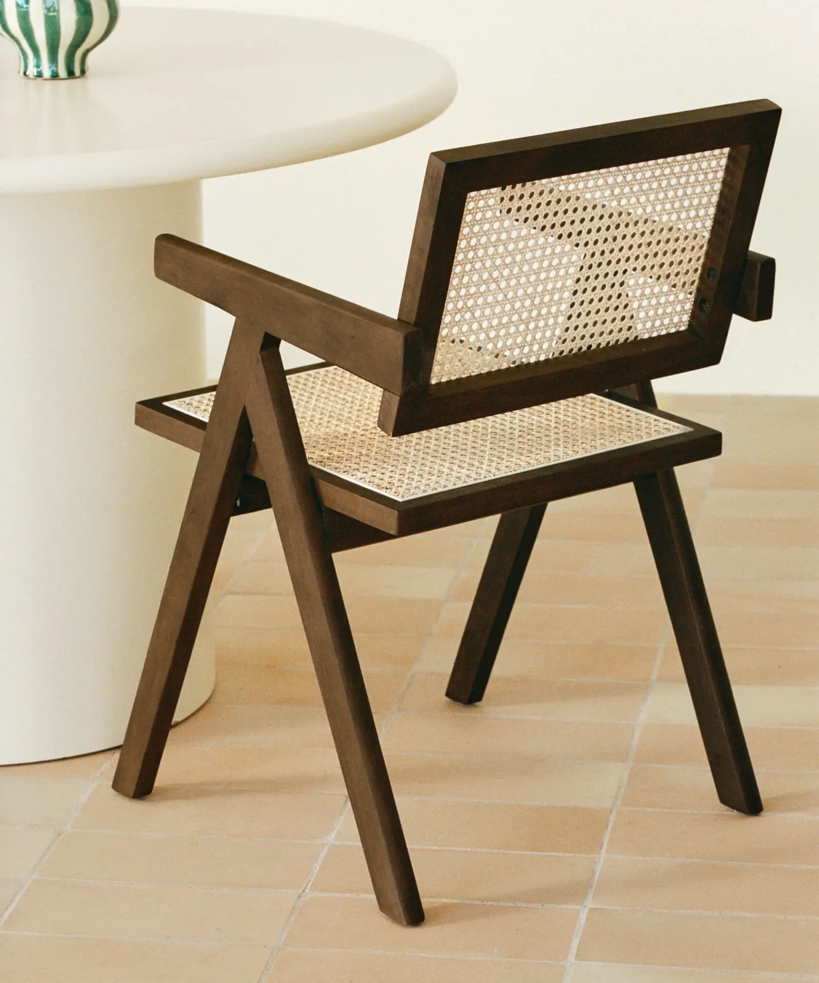Silla de Comedor en Madera y Ratán con Reposabrazos Chiara Arms - Image 3