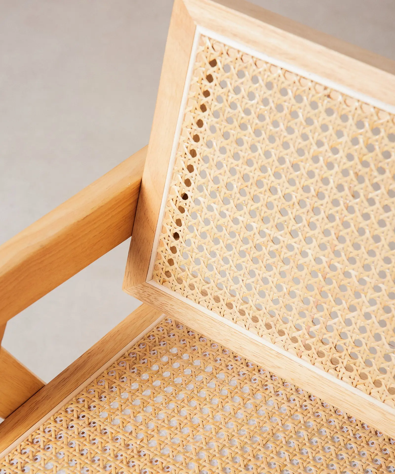 Silla de Comedor en Madera y Ratán con Reposabrazos Chiara Arms - Image 30
