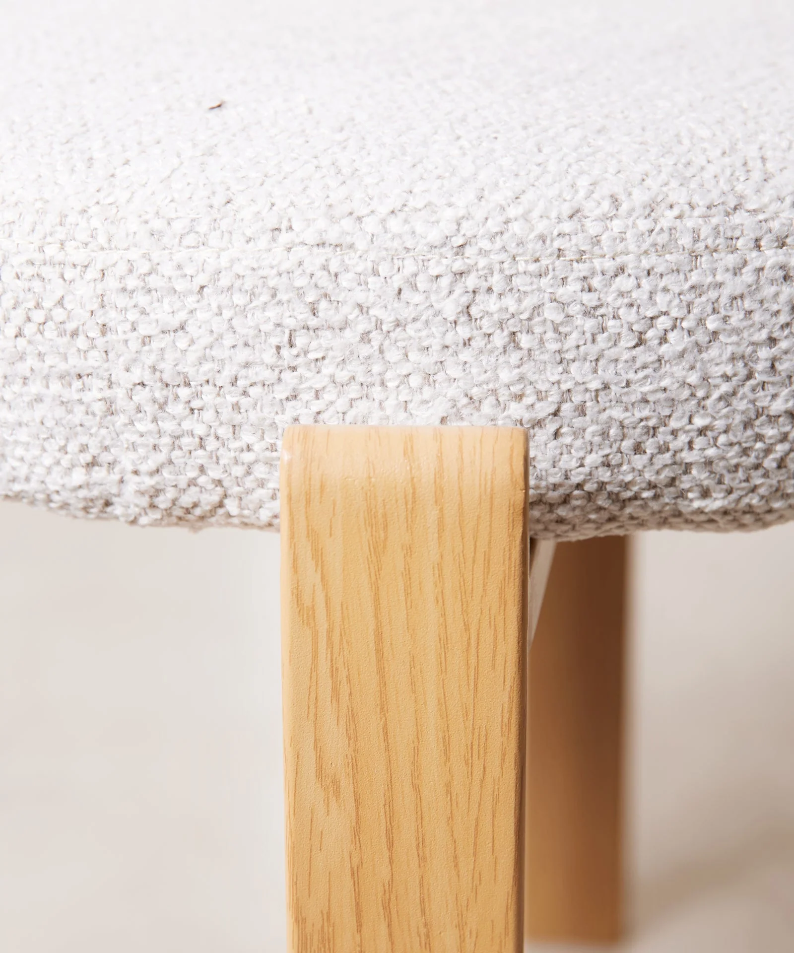 Silla de Comedor Tapizada y en Metal efecto Madera Aura - Image 29