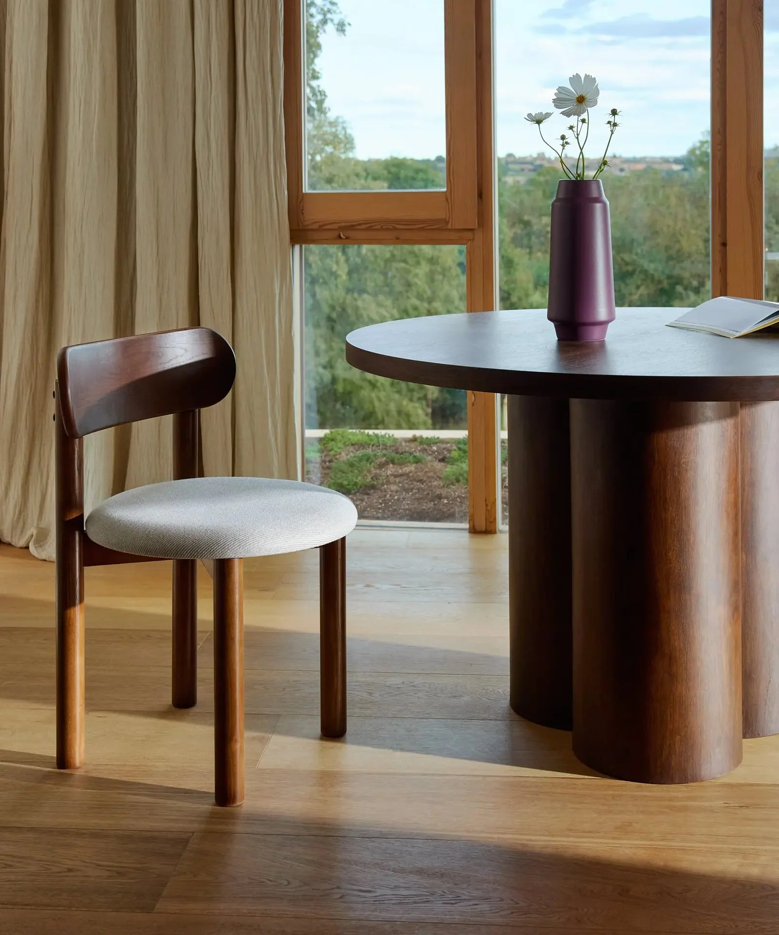 Silla de Comedor en Madera Tapizada Bianca - Image 2