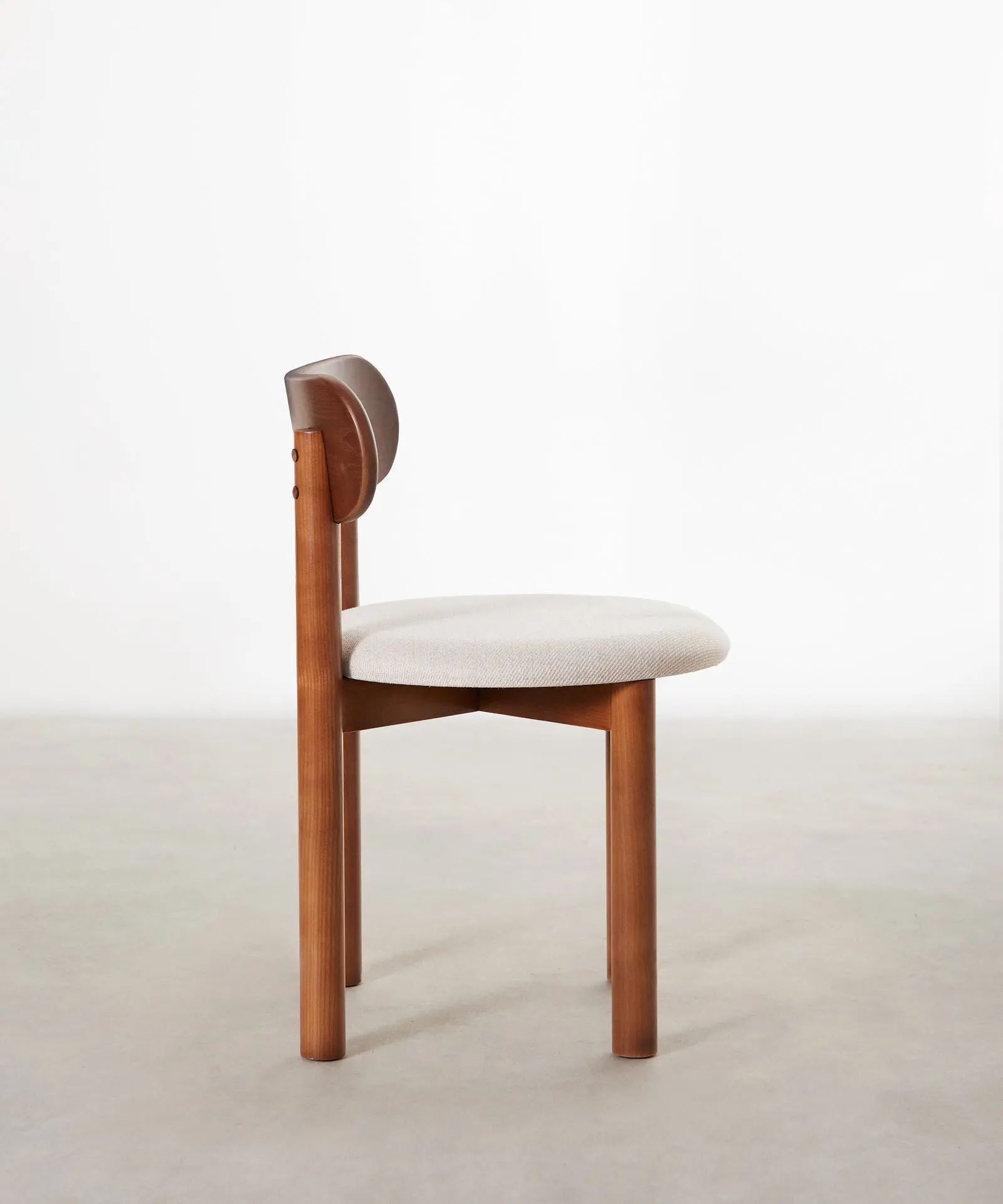 Silla de Comedor en Madera Tapizada Bianca - Image 4