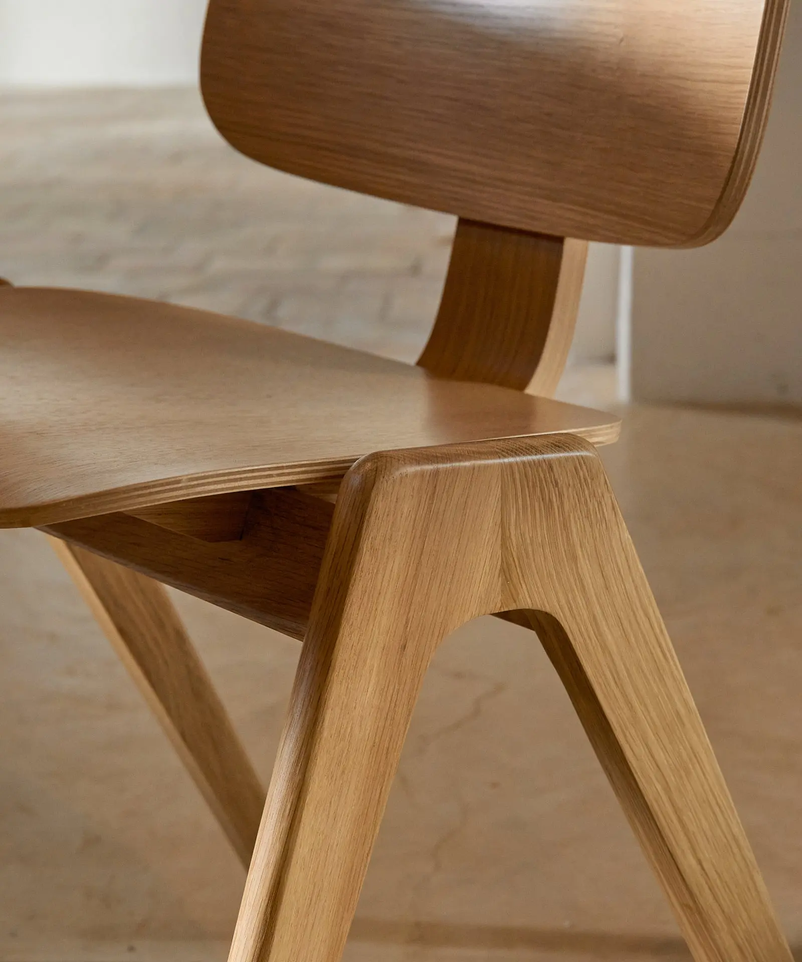 Silla de Comedor en Madera Vega - Image 5