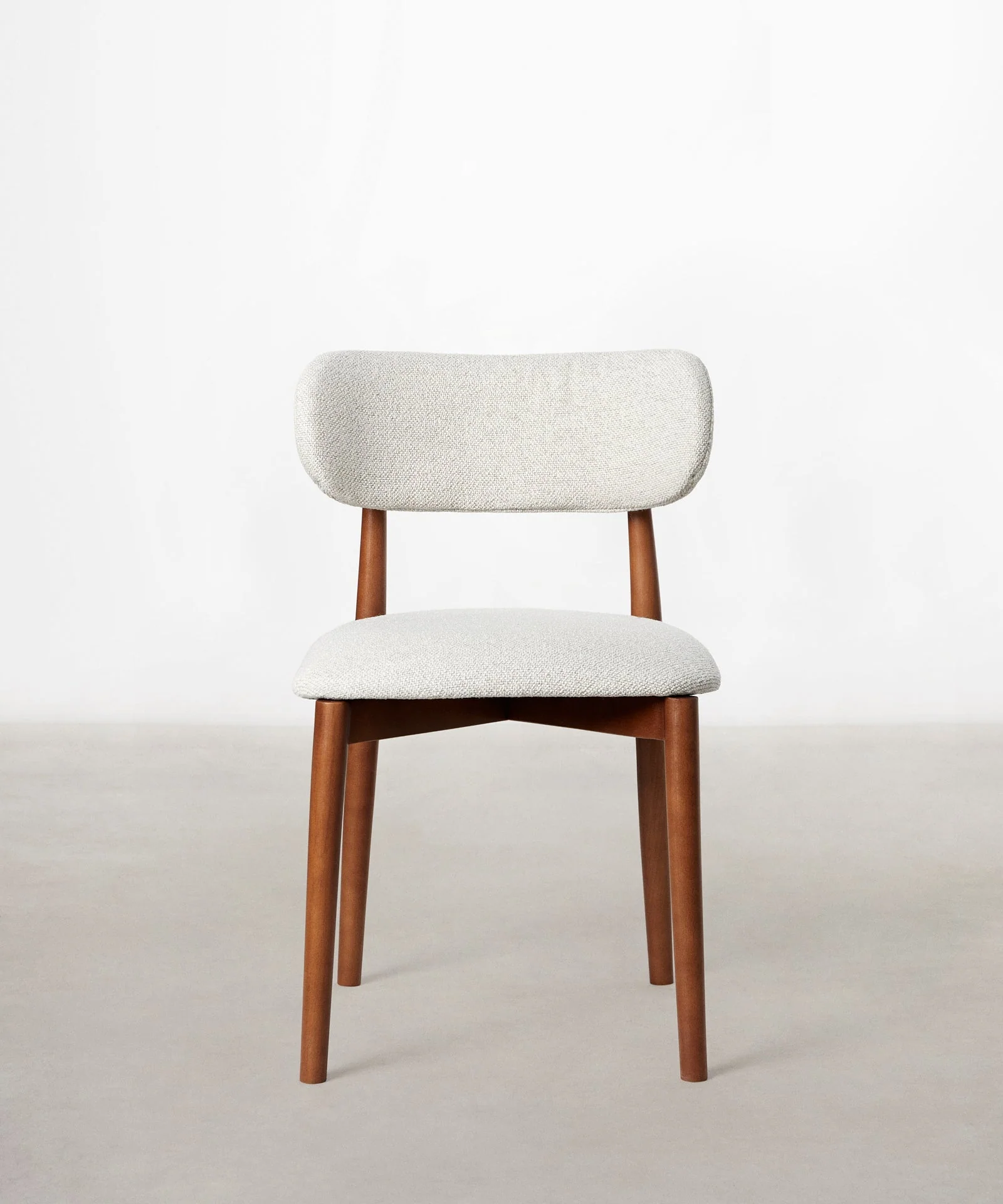 Silla de Comedor en Madera y Tapizada Dean - Image 15