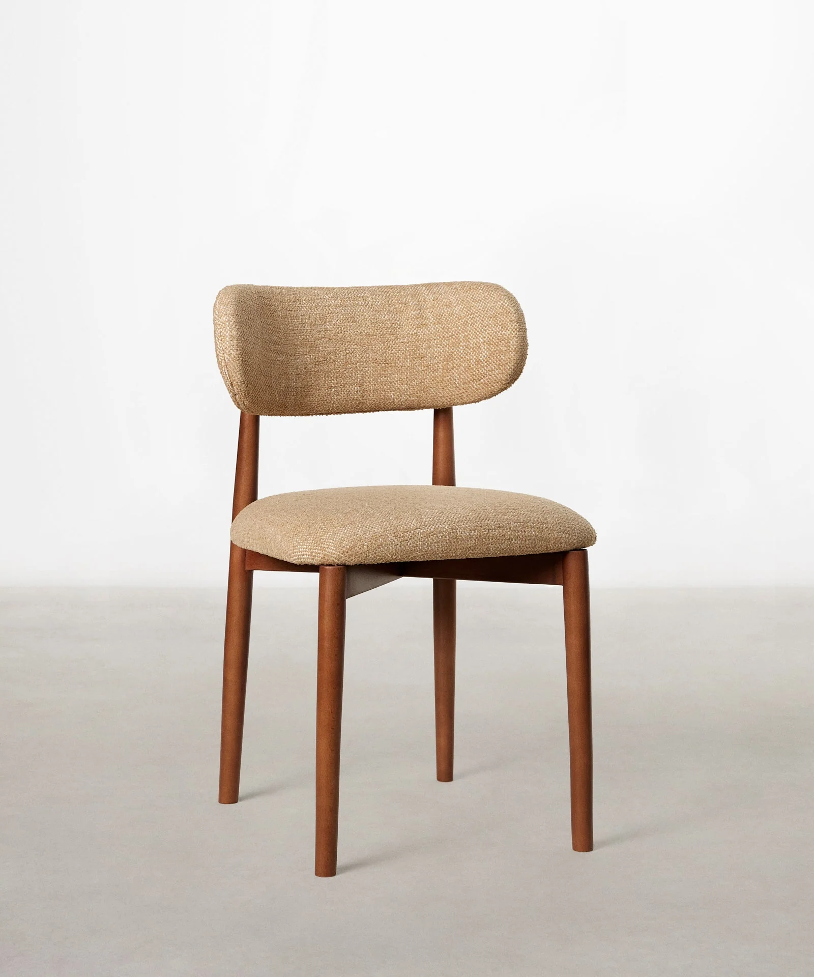 Silla de Comedor en Madera y Tapizada Dean - Image 20