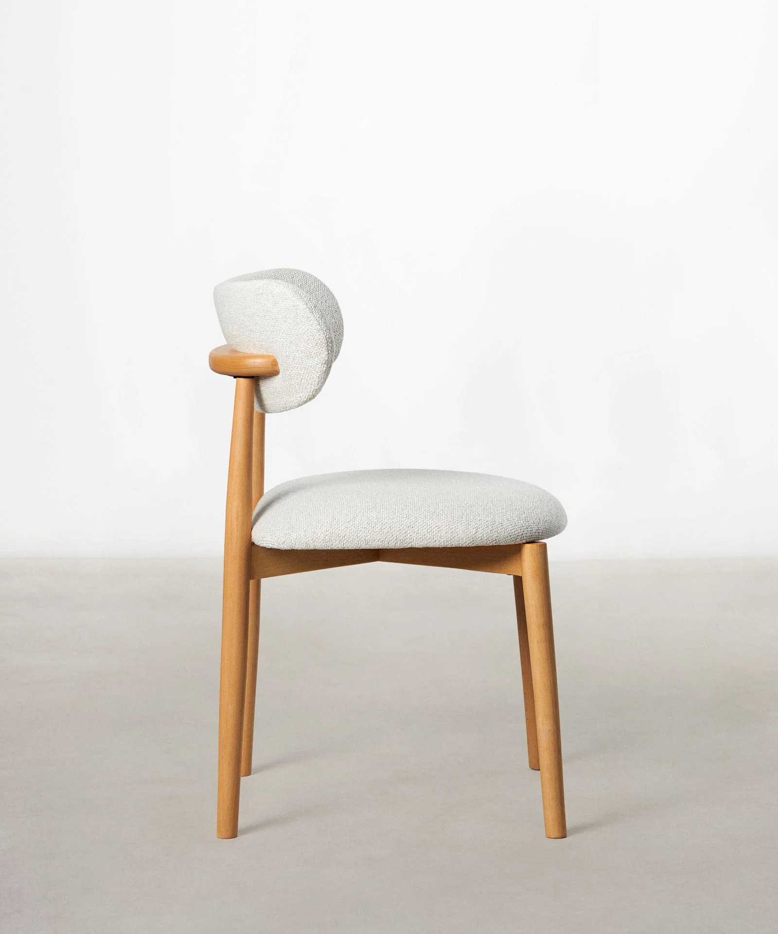 Silla de Comedor en Madera y Tapizada Dean - Image 3