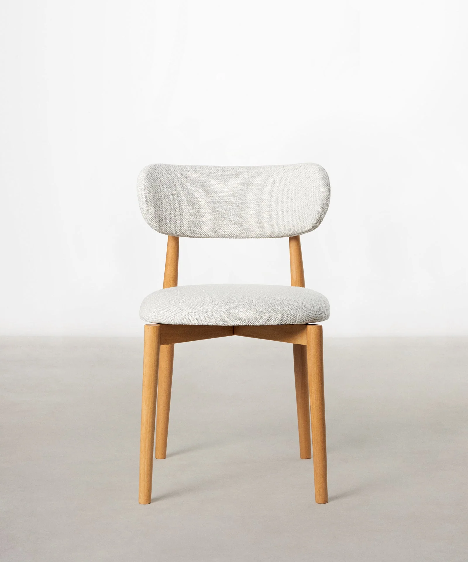 Silla de Comedor en Madera y Tapizada Dean - Image 4