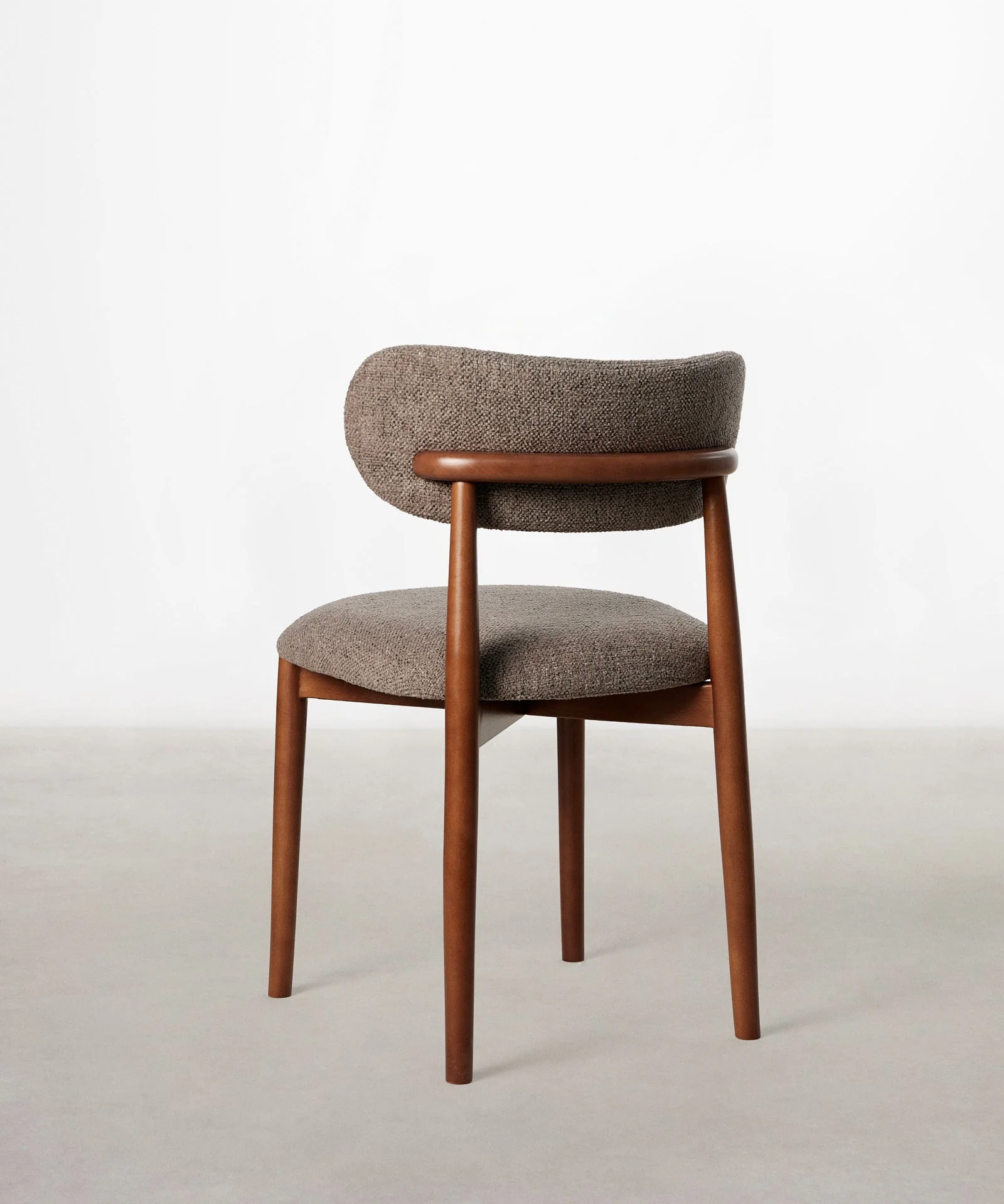 Silla de Comedor en Madera y Tapizada Dean - Image 51