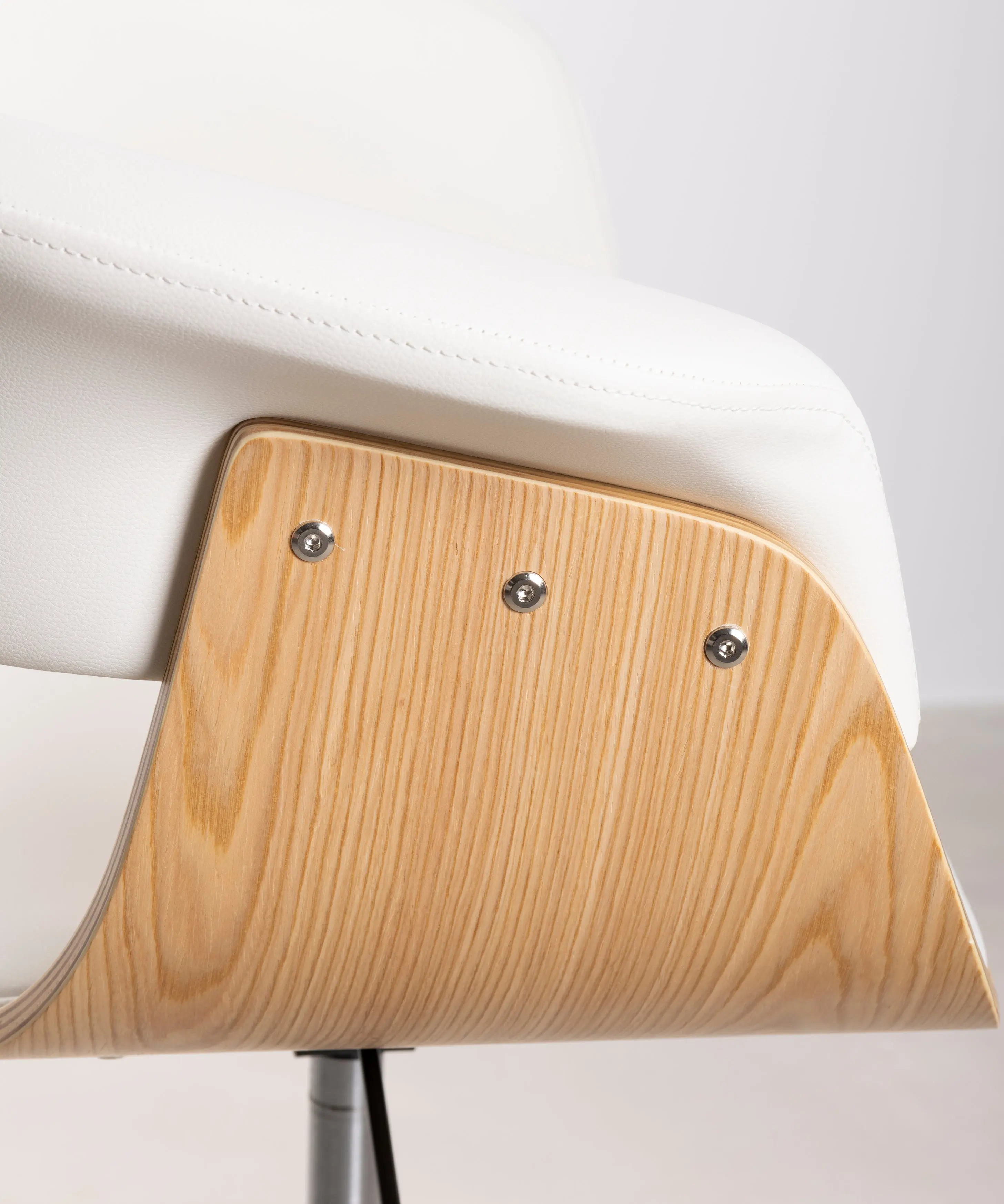 Silla de Escritorio de Polipiel y Madera Beckett - Image 6