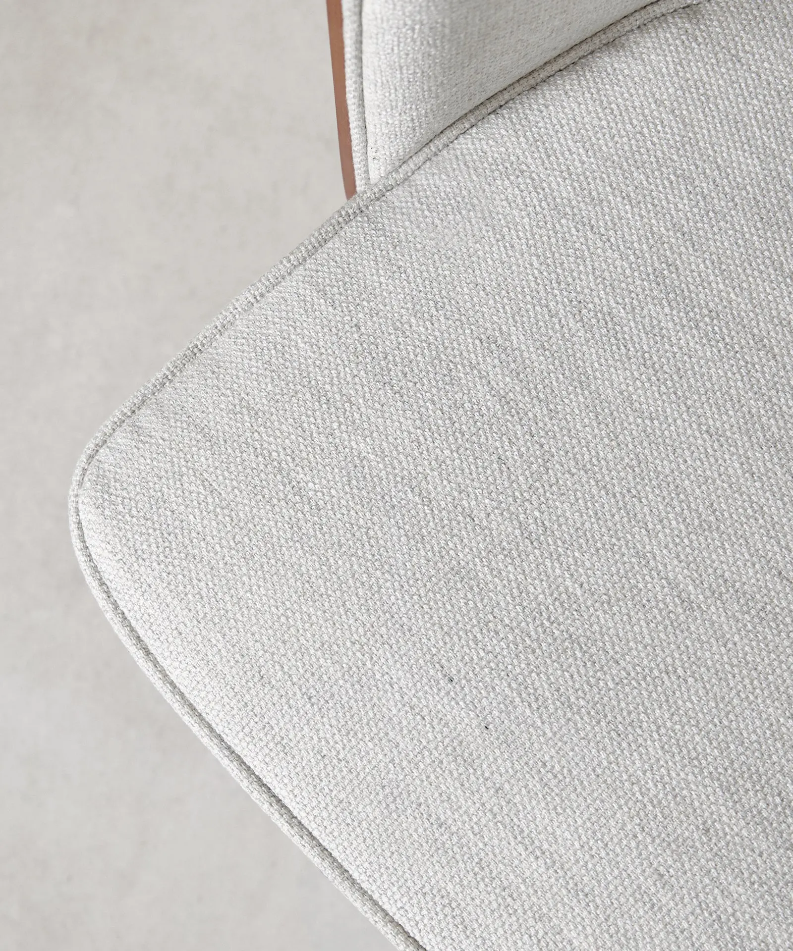 Silla de Escritorio de Madera y Tapizada Ajustable Maddie - Image 12