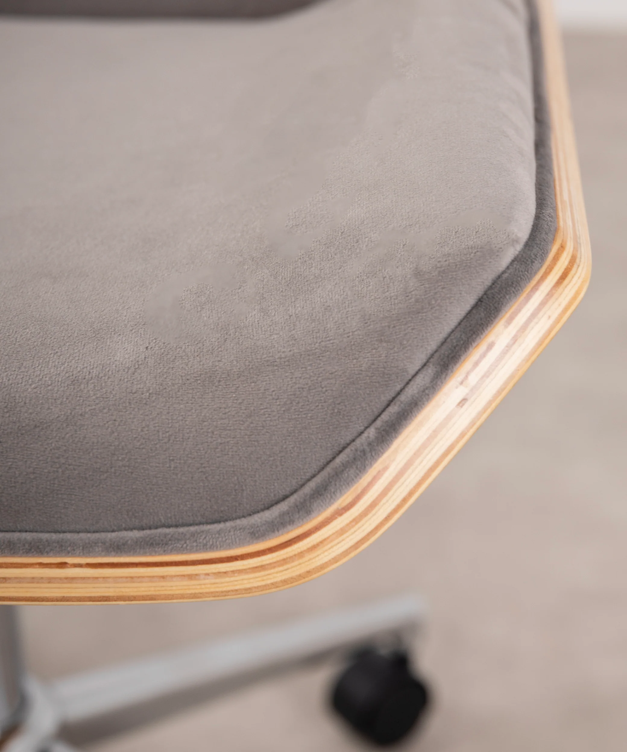 Silla de Escritorio de Tela y Madera Lenox - Image 6