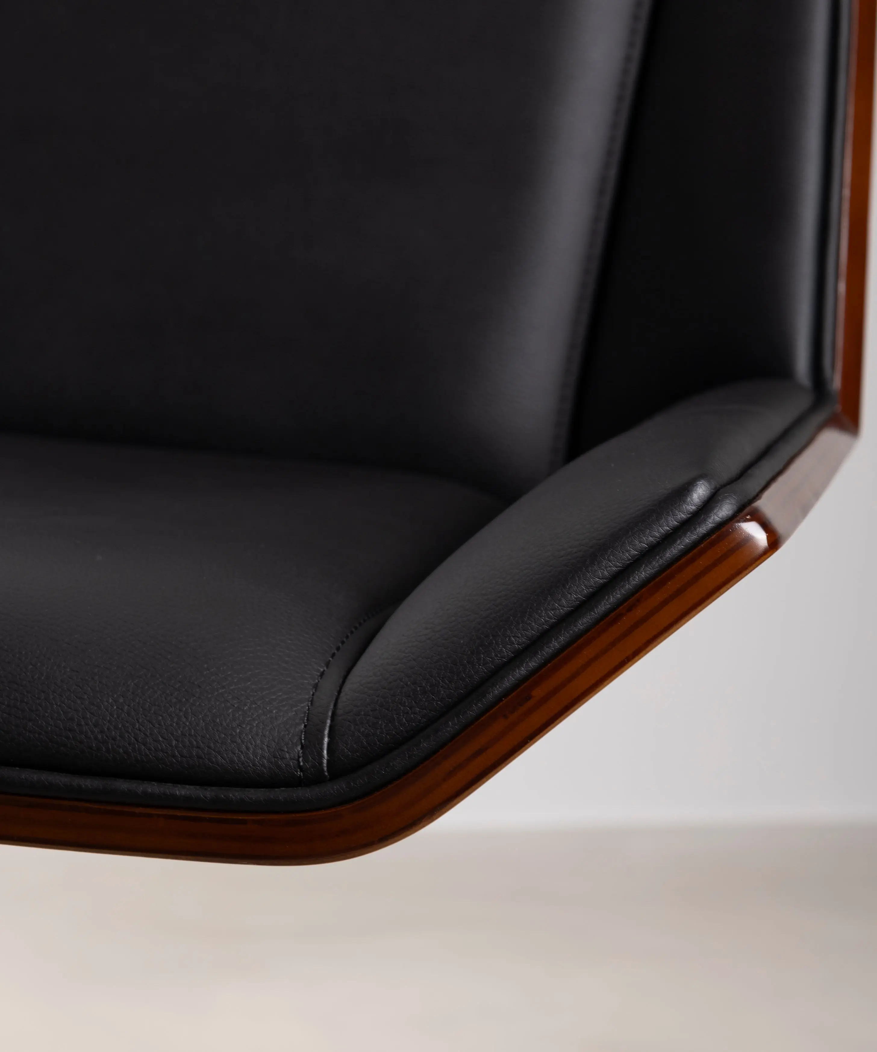 Silla de Escritorio de Polipiel y Madera Lyssa - Image 7