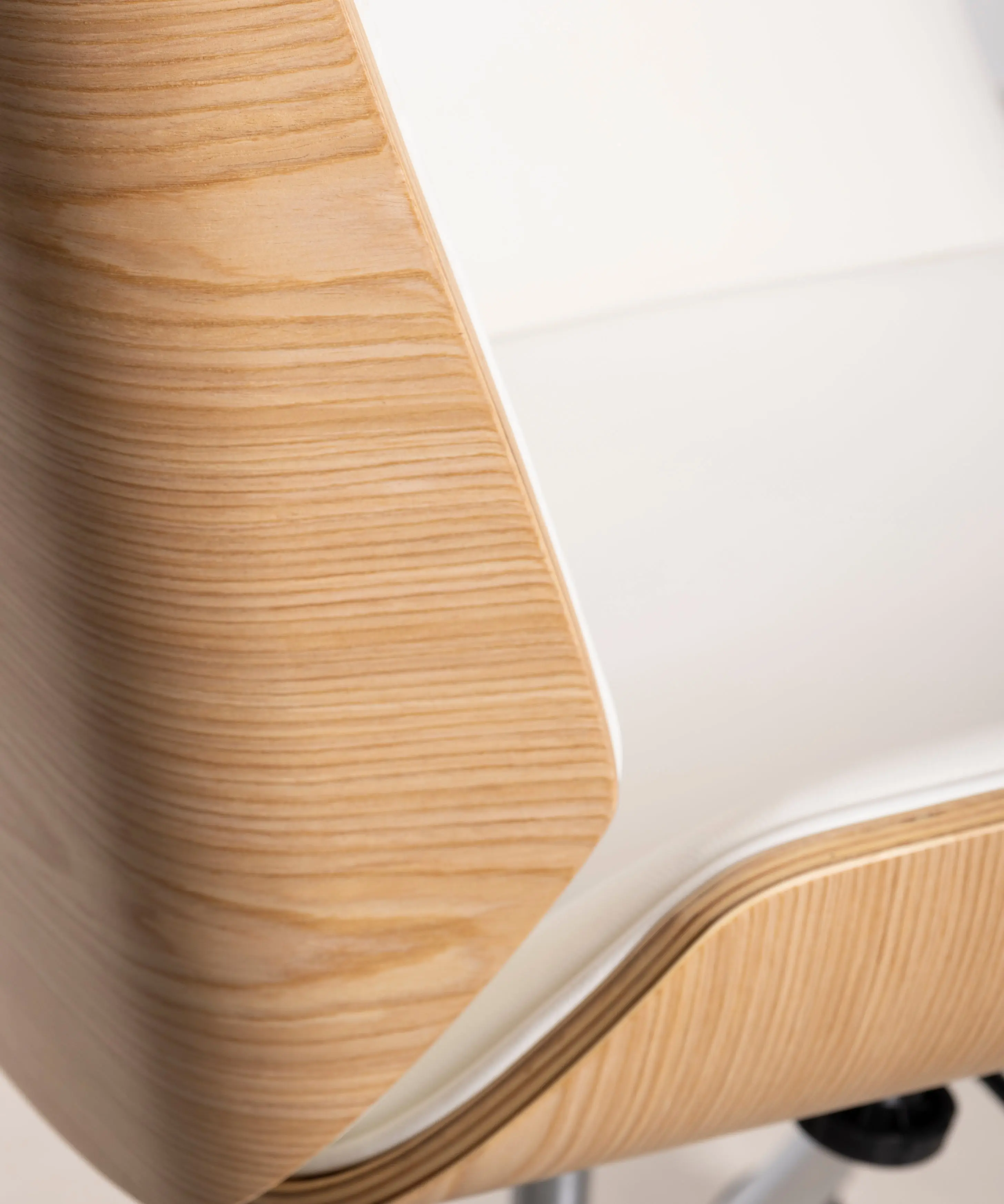 Silla de Escritorio de Polipiel y Madera Lyssa High - Image 9