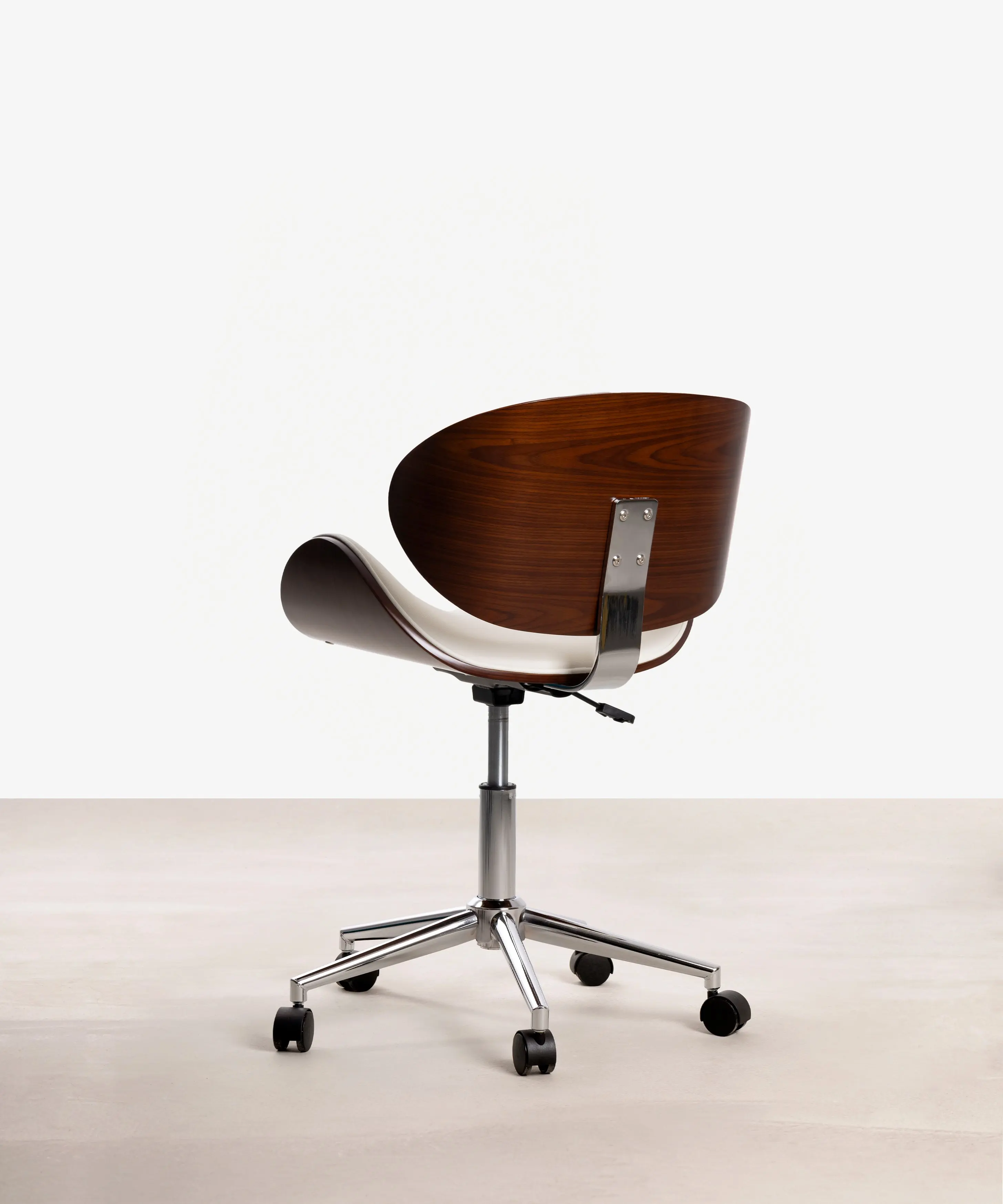 Silla de Escritorio de Polipiel y Madera Shelley - Image 14