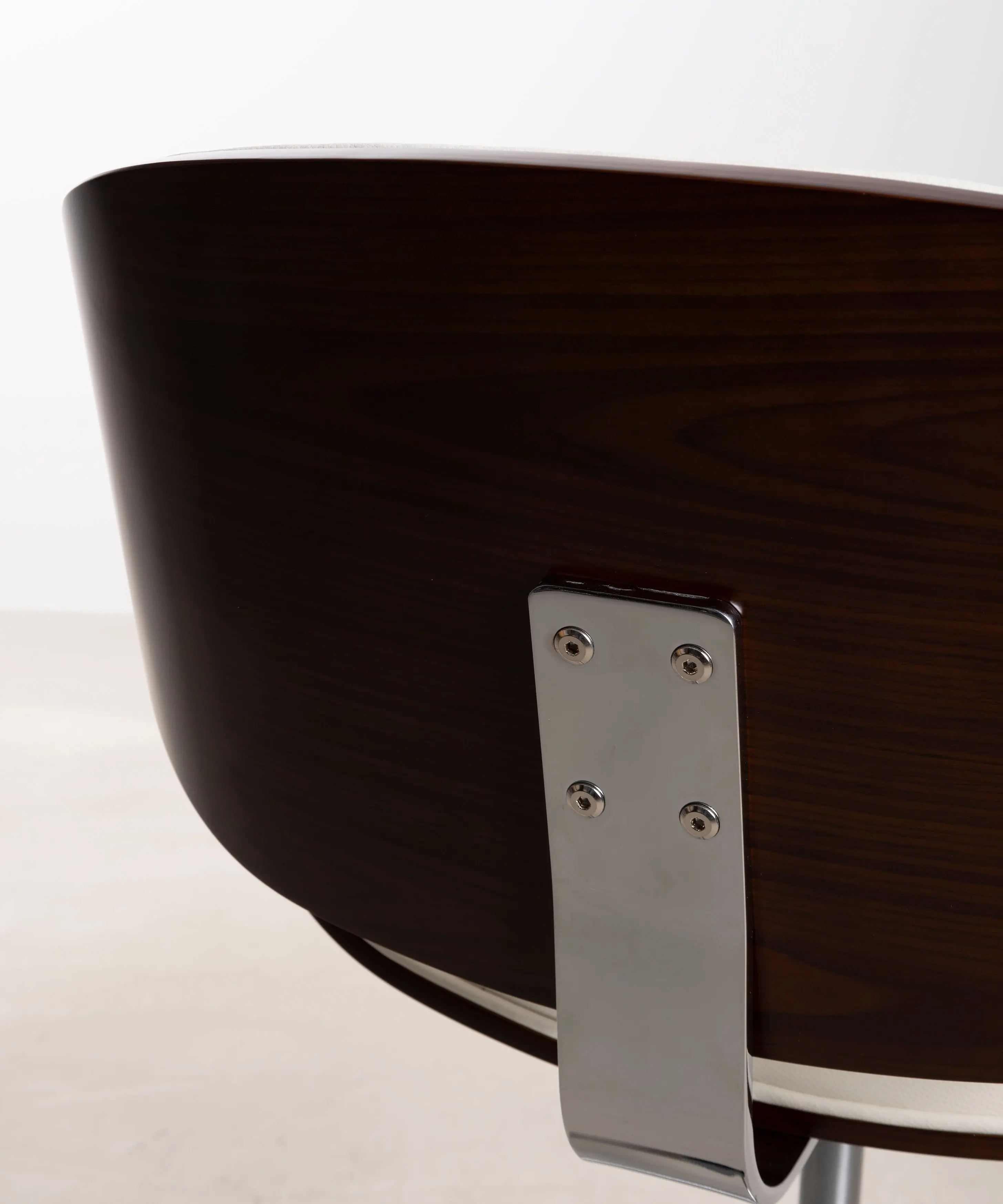 Silla de Escritorio de Polipiel y Madera Shelley - Image 16